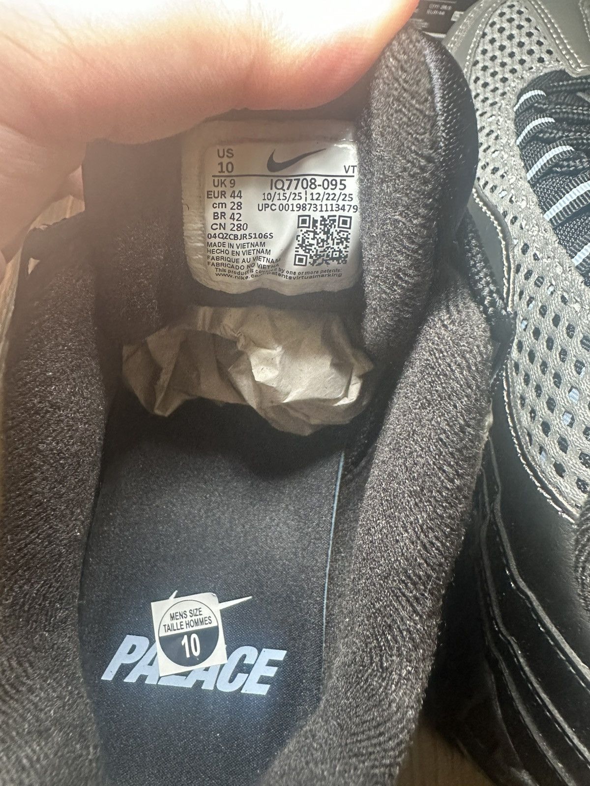 Nike Nike Air Max 95 “ Palace” ( size 10) Size US 10 / EU 43 - 3 Thumbnail