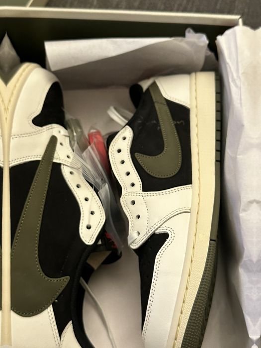 Jordan 1 Retro Low OG SP Travis Scott Olive (Women's)