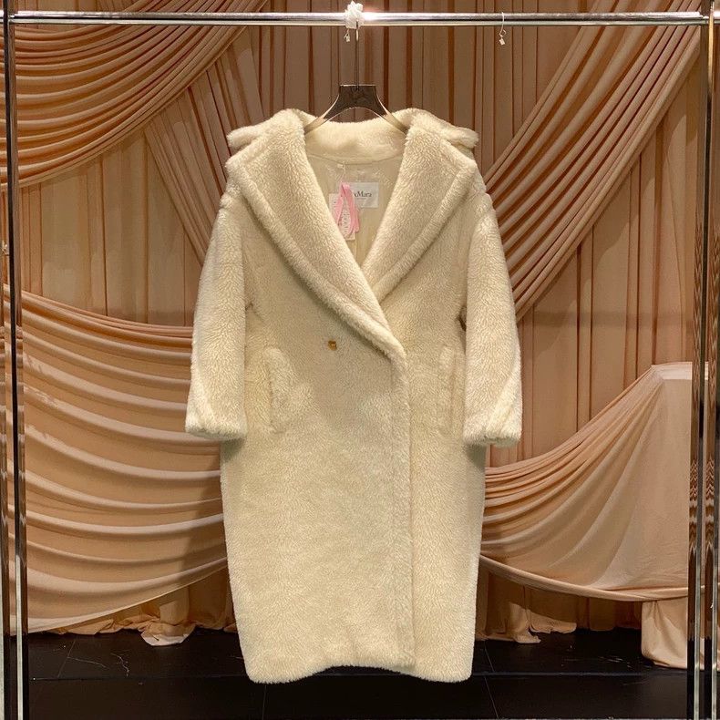 Max Mara Max Mara Hot Style Milk White Long Teddy Coat Size XS / US 0-2 / IT 36-38 - 1 Thumbnail