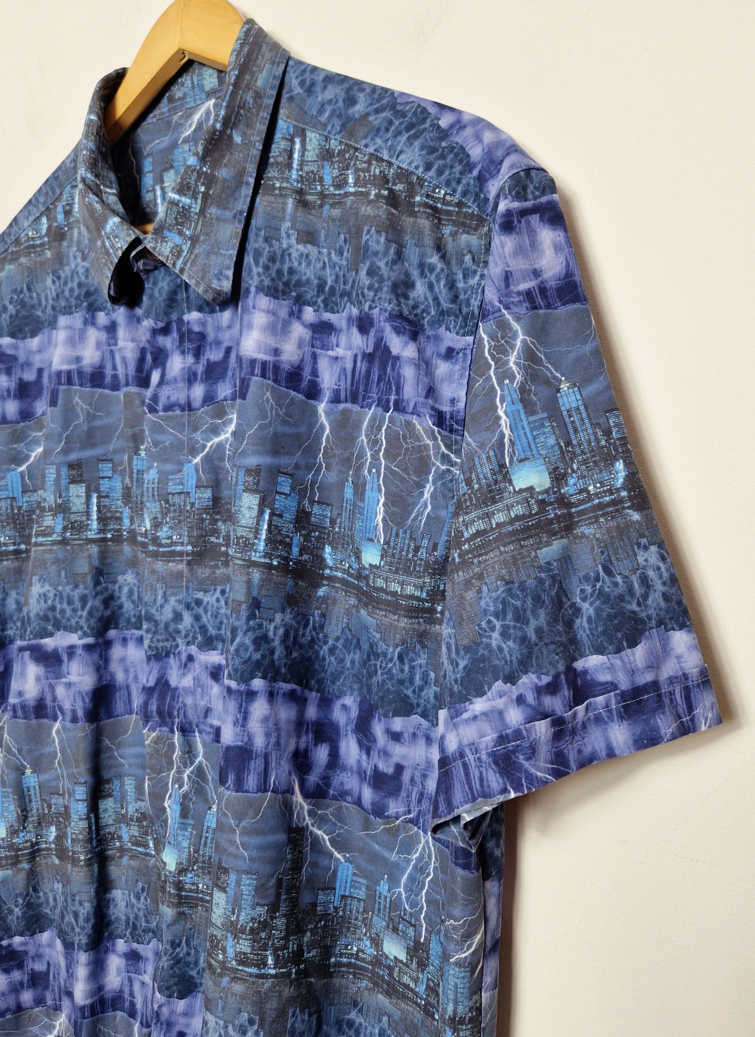 Vintage vintage crazy shirt art town storm printed Size US XL / EU 56 / 4 - 4 Thumbnail
