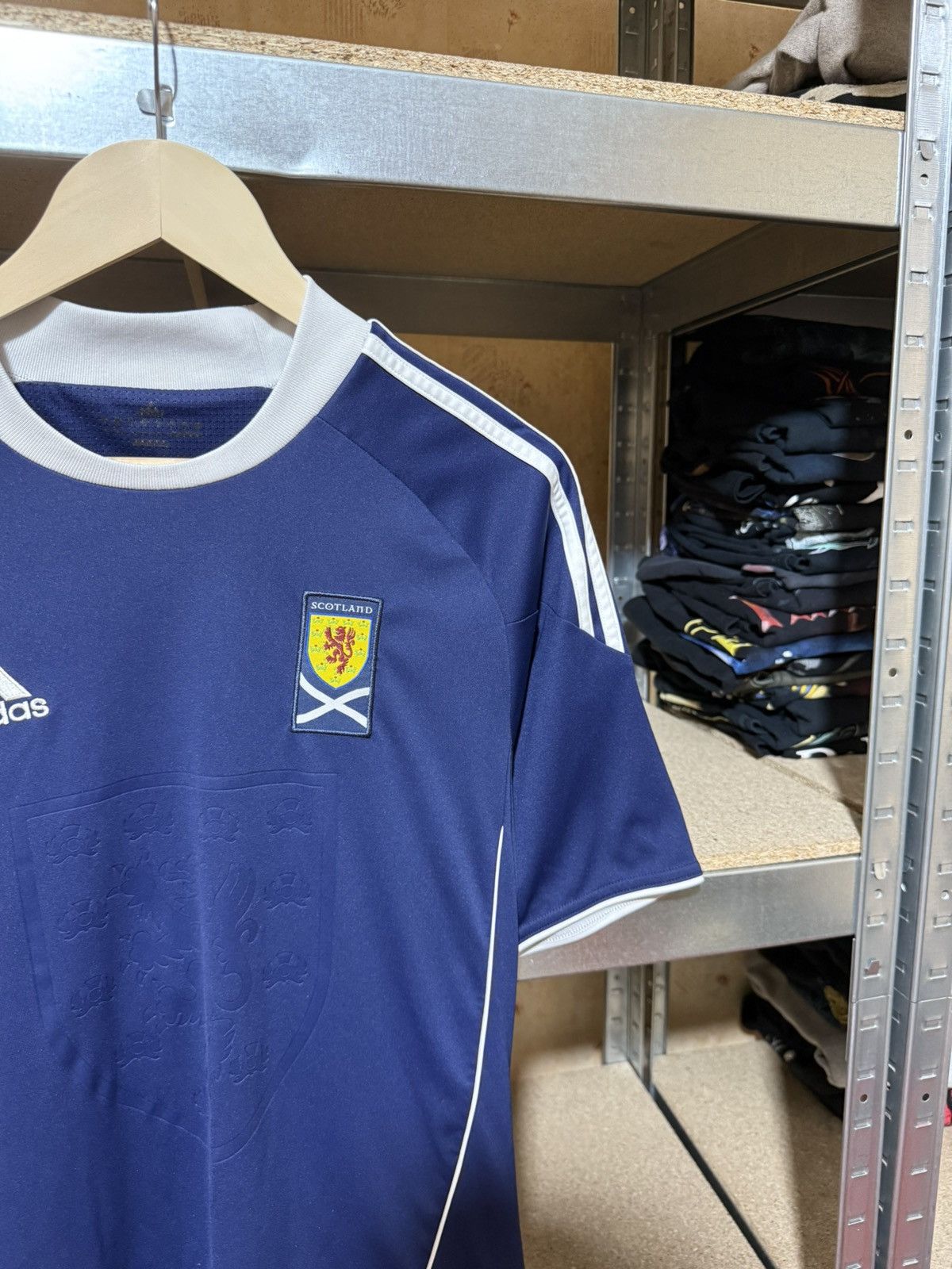 Adidas × Vintage Vintage Adidas Scotland 2010 2011 Home Soccer Jersey Size US S / EU 44-46 / 1 - 4 Thumbnail