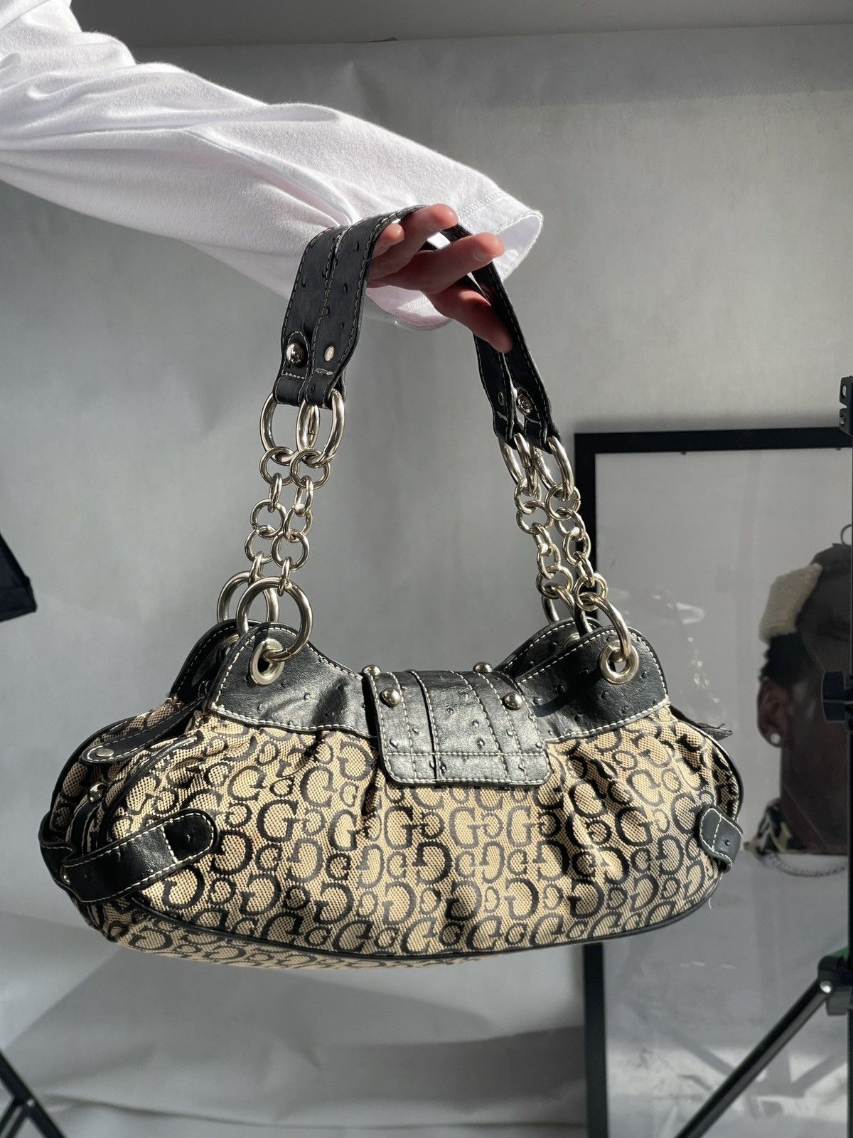 Guess Guess vintage buckle logo bag Monogram mini 00s Y2k Handbag Size ONE SIZE - 4 Thumbnail