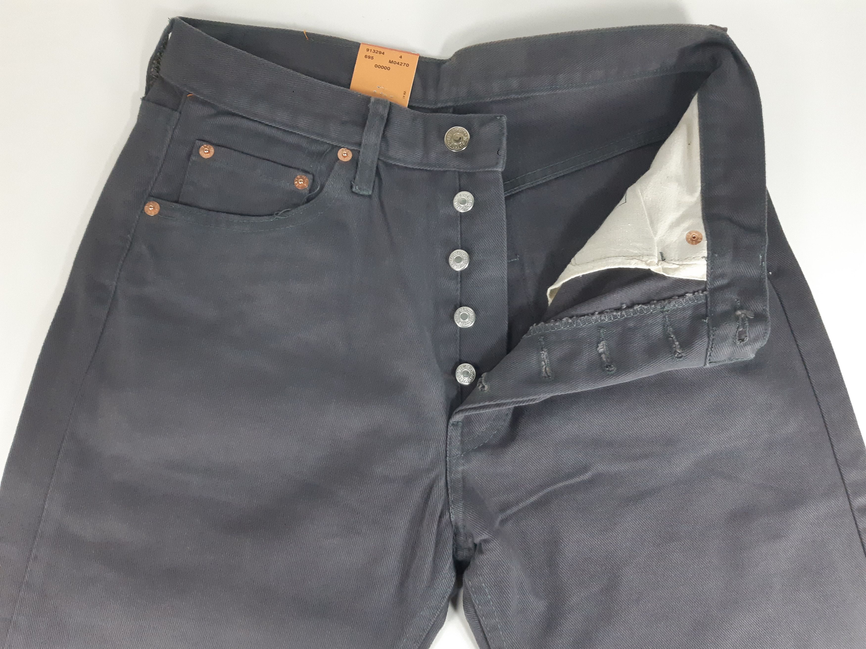 Levi's Vintage 90s LEVIS 501 Jeans USA size W30 L36 NWT Size 30" / US 8 / IT 44 - 5 Thumbnail