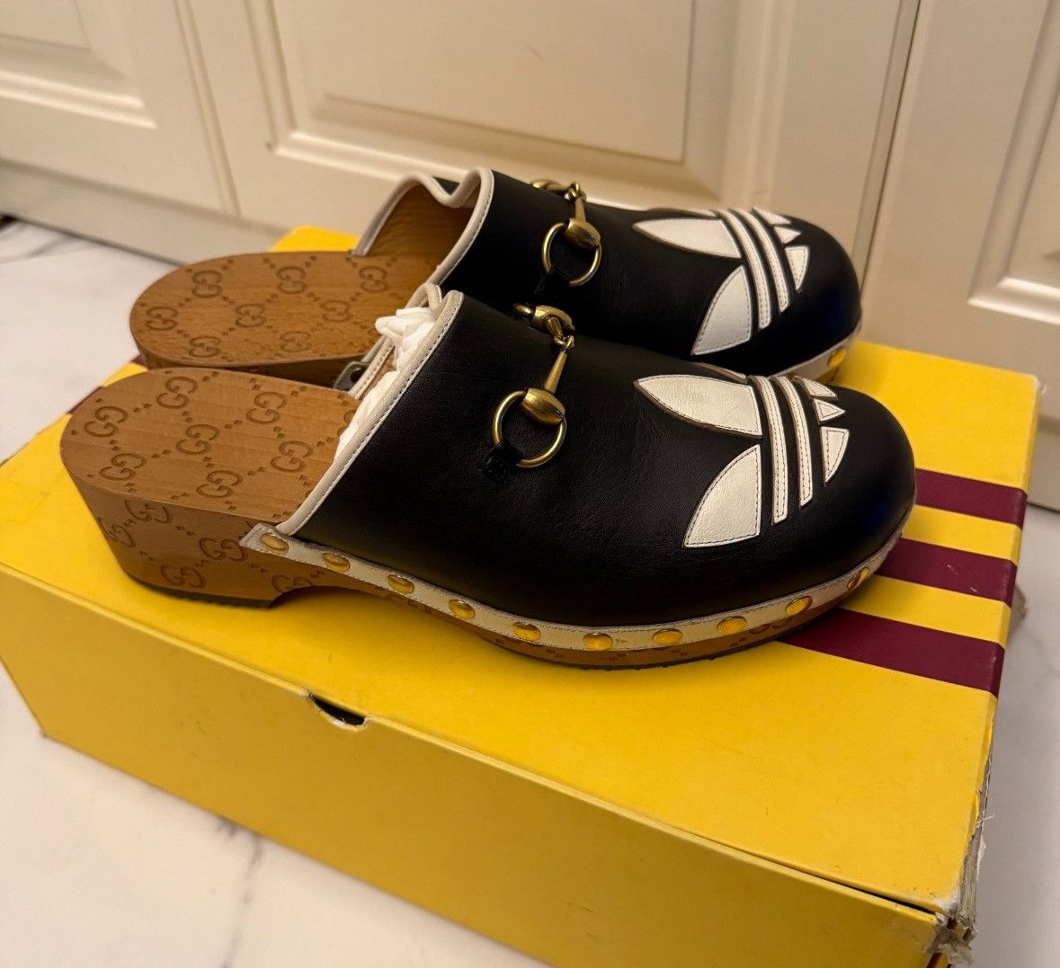 Gucci Guicci Joint printed clogs slippers Size US 8 / EU 41 - 1 Thumbnail