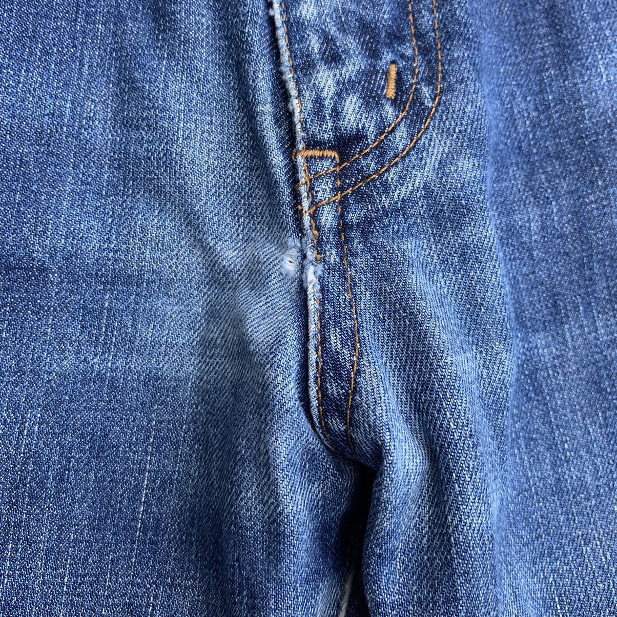Japanese Brand Vintage Japan Edwin Blue Indigo Distressed Denim Jeans W31 Size US 31 - 8 Thumbnail