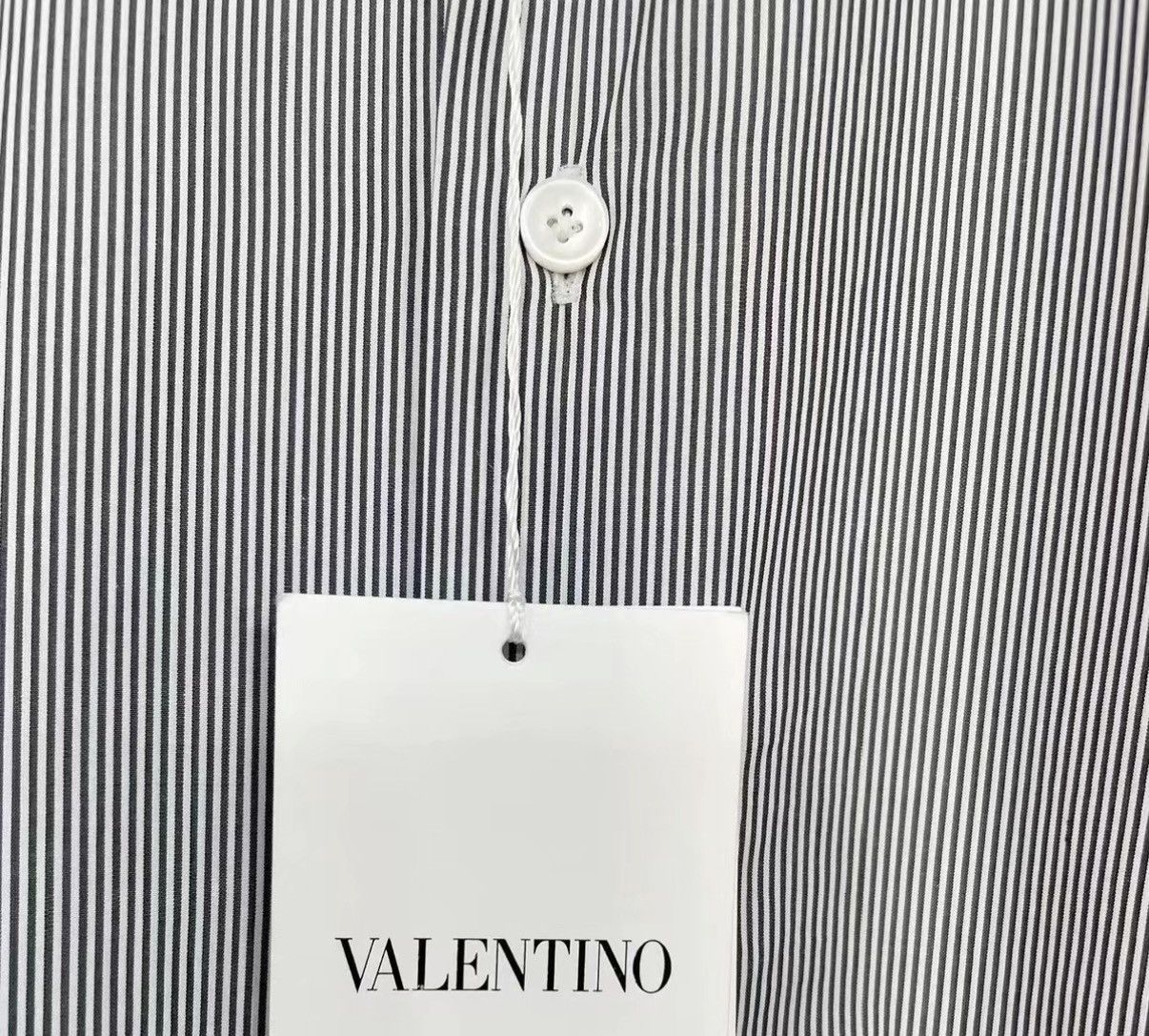 Valentino VALENTINO 100% Cotton Long Sleeve Shirt J30 Size US S / EU 44-46 / 1 - 3 Thumbnail