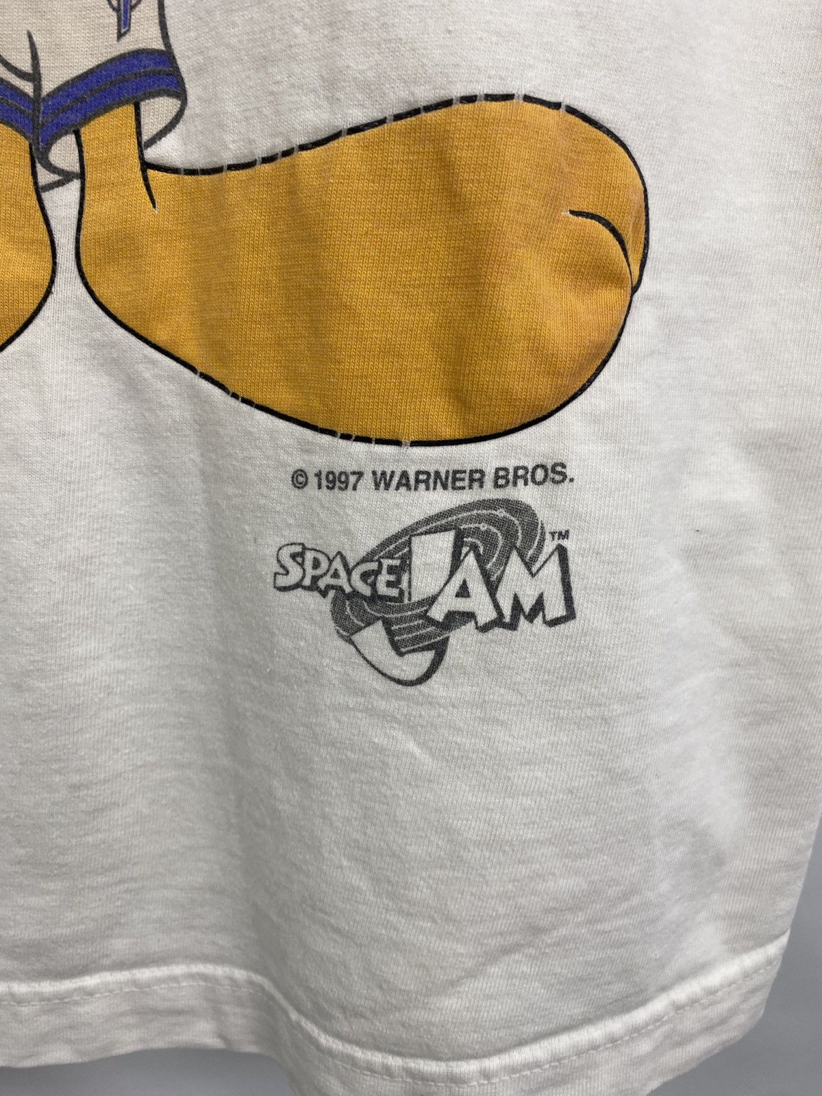 Cartoon Network 🇺🇸 Vintage 1997 Tweety Art Sylvester Movie World t-shirt Y2K Size US M / EU 48-50 / 2 - 9 Thumbnail