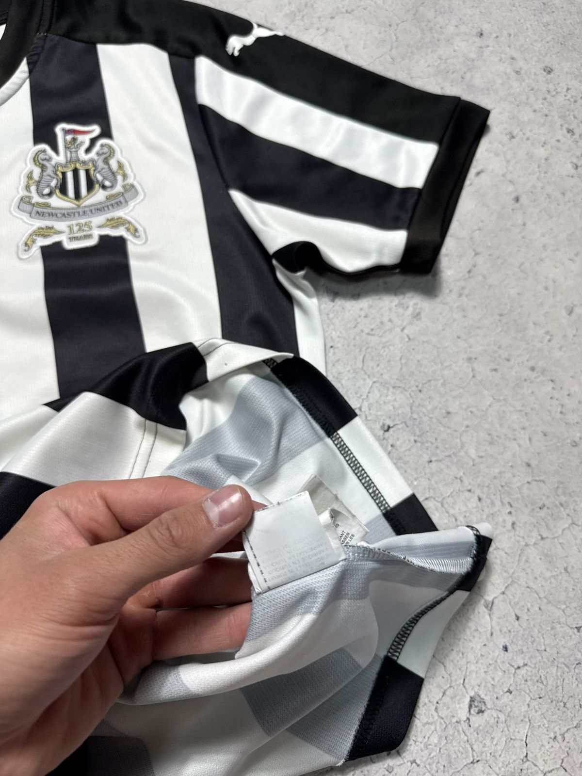 Puma Puma FC Newcastle United 2017/2018 Vintage Soccer Jersey Size US S / EU 44-46 / 1 - 12 Thumbnail