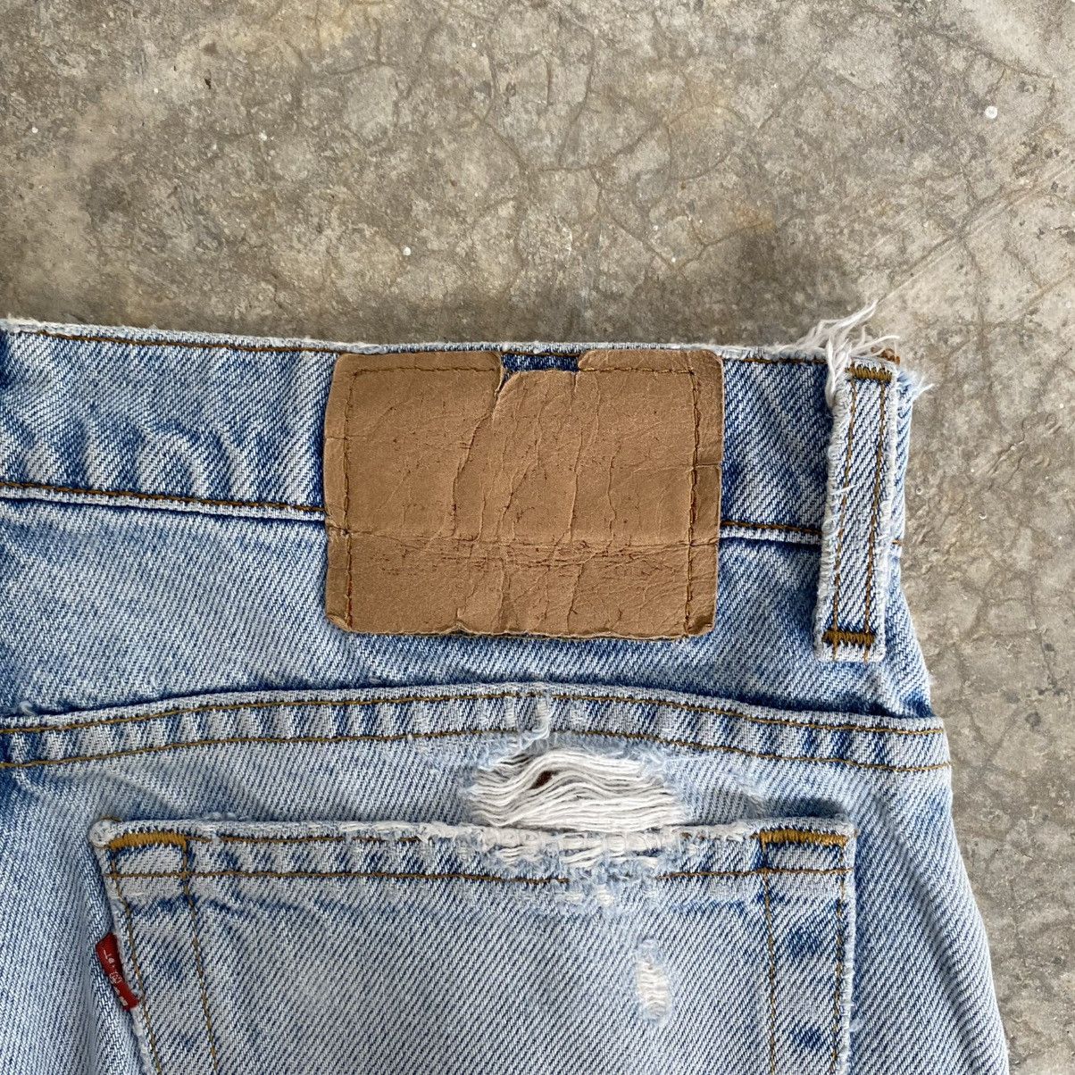 Levi's Vintage 90’s Levis 505 Sashiko Boro Light Blue Remark Jeans Size US 29 - 18 Thumbnail