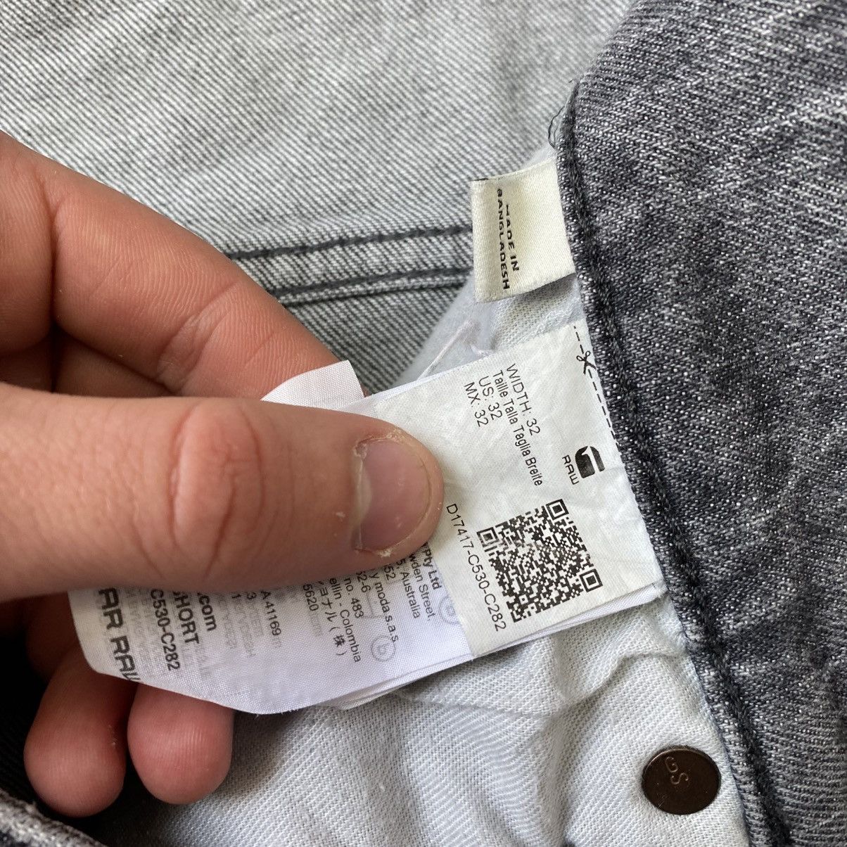 G-Star Men’s G-Star Raw Faded style y2k Oldmoney denim shorts Size US 32 / EU 48 - 8 Thumbnail