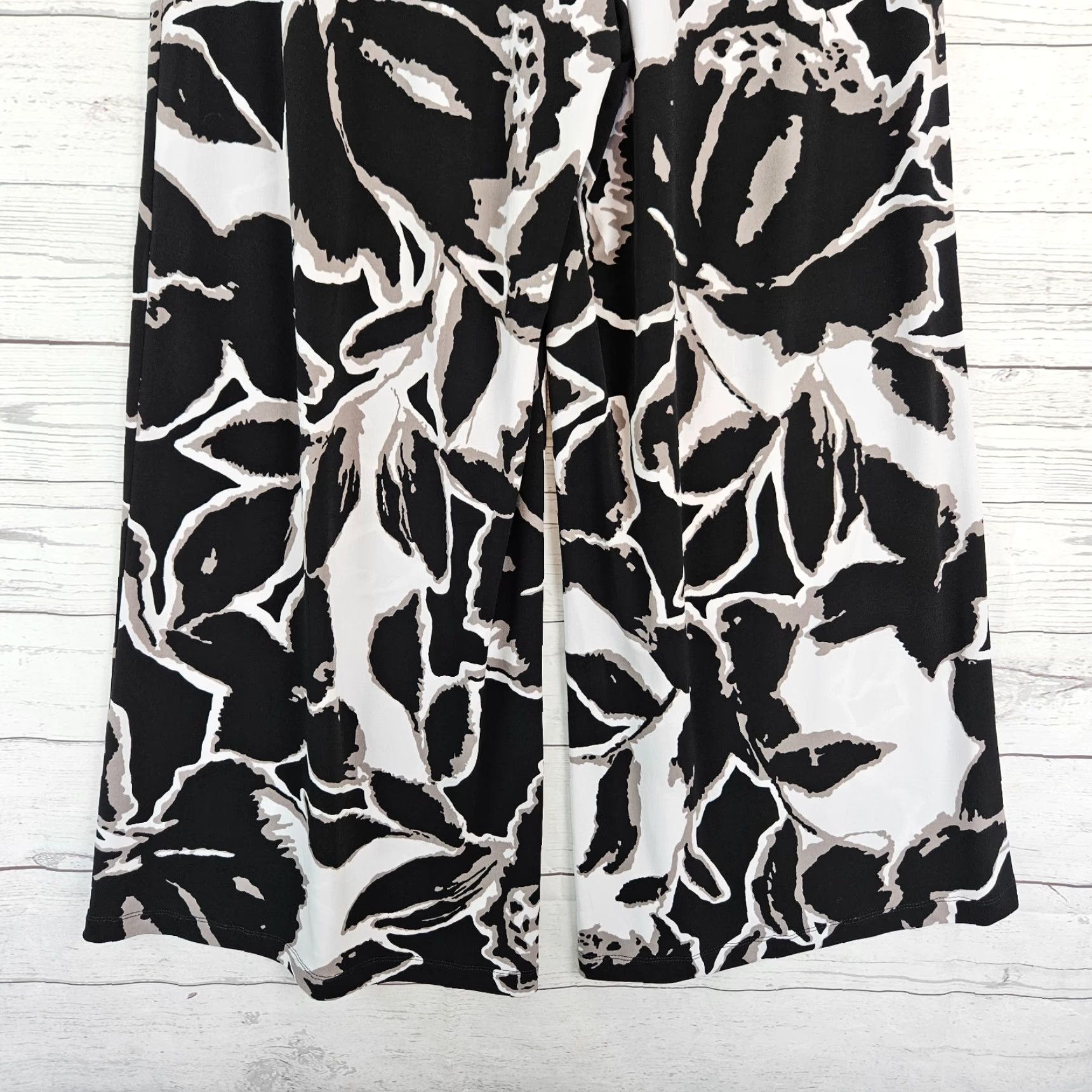 Vintage Clara Sun Woo Womens Wide Leg Pants Large Black Pull On Mid Rise Flat Front Floral Pattern Size 36" / US 14 / IT 50 - 5 Thumbnail