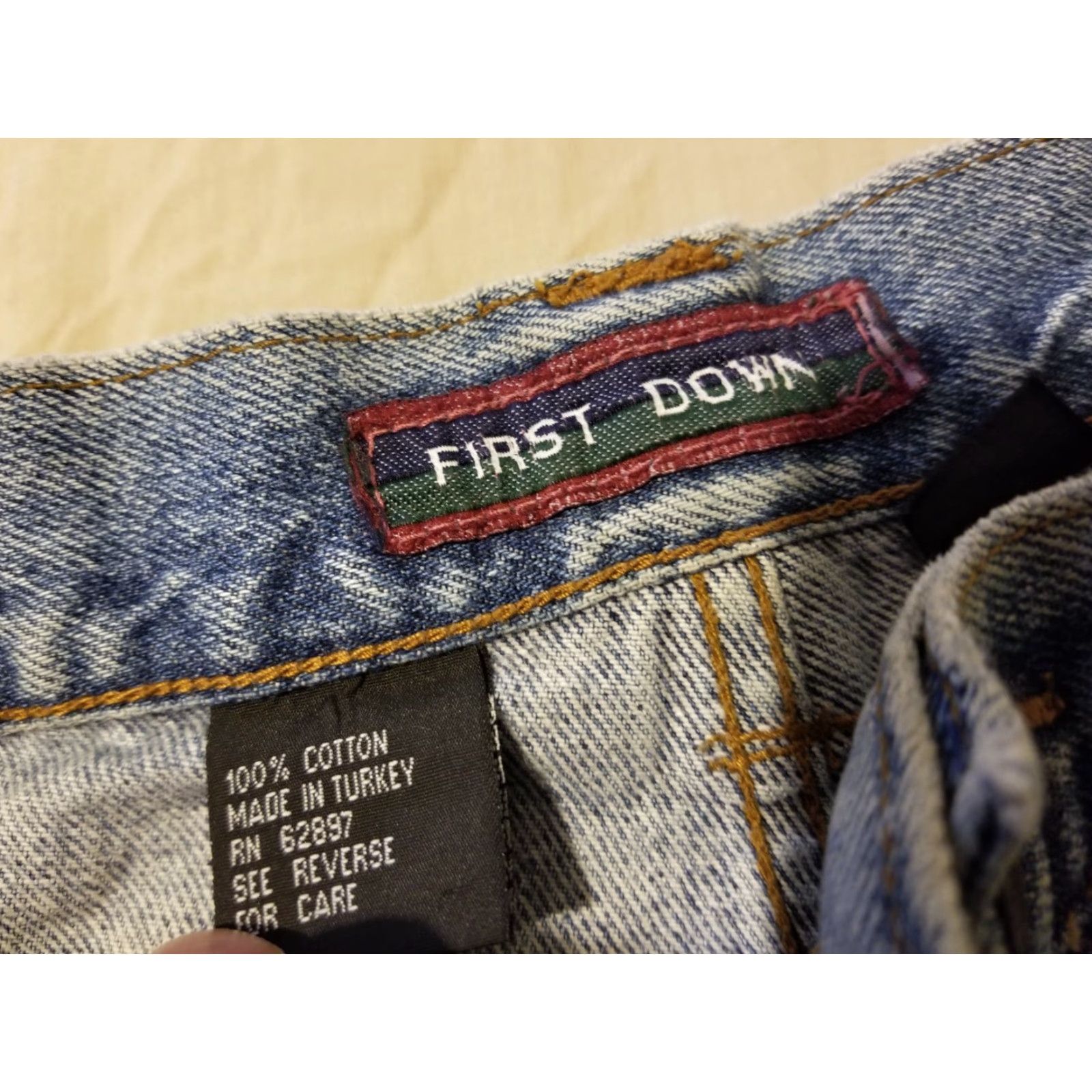 Vintage VINTAGE First Down Mens Bermuda Shorts Denim 34 32 90s Hip Hop Blue Cotton Baggy Pocket 5-Pocket Style Casual Summer Spring Mens Size US 34 / EU 50 - 6 Thumbnail