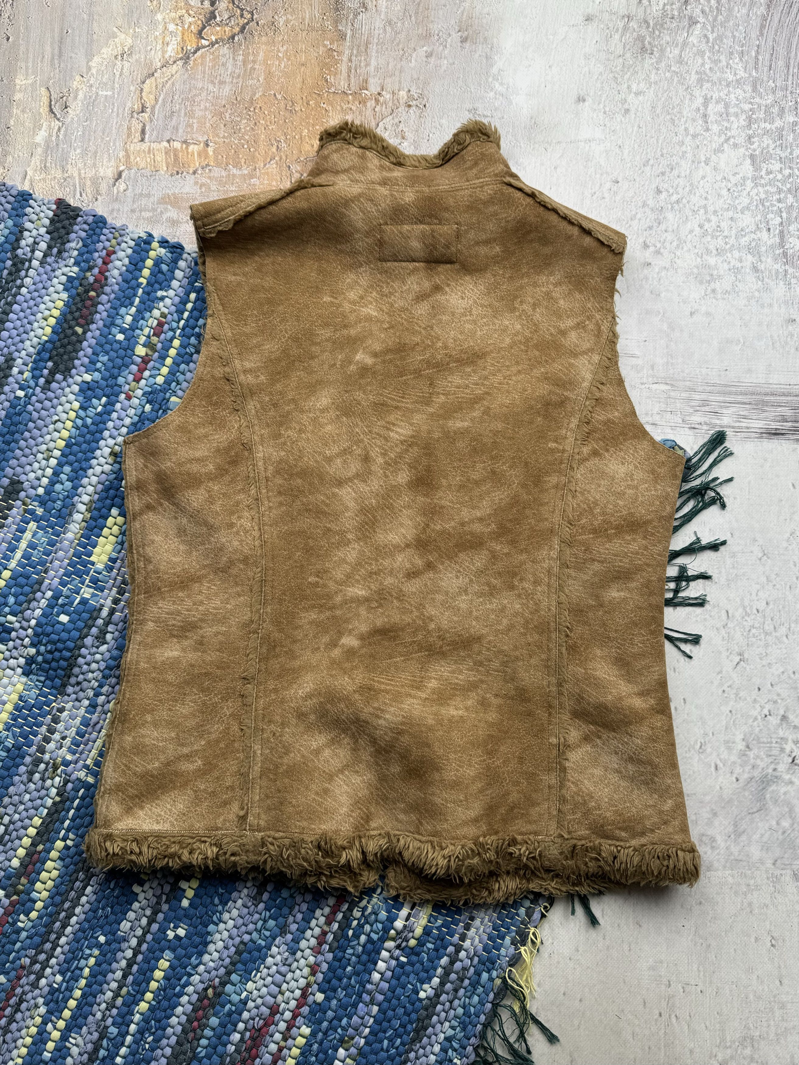 Vintage Vintage Faded Faux Sheepskin Vest A101(352) Size US S / EU 44-46 / 1 - 3 Thumbnail