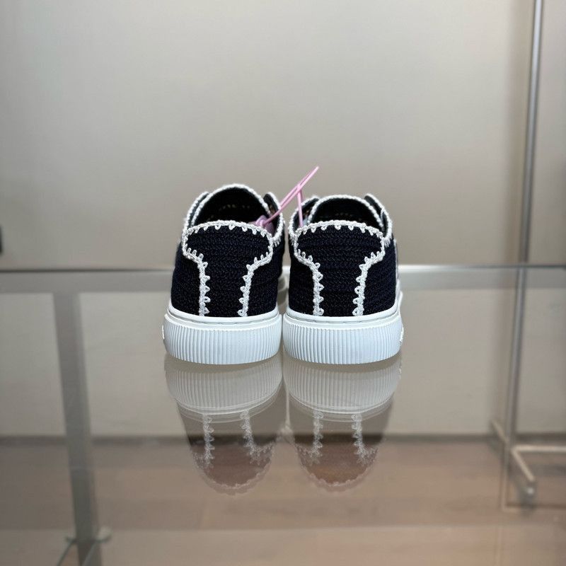 Louis Vuitton Louis Vuitton Lagoon Crochet Low Top Sneakers Size US 7 / IT 37 - 3 Thumbnail