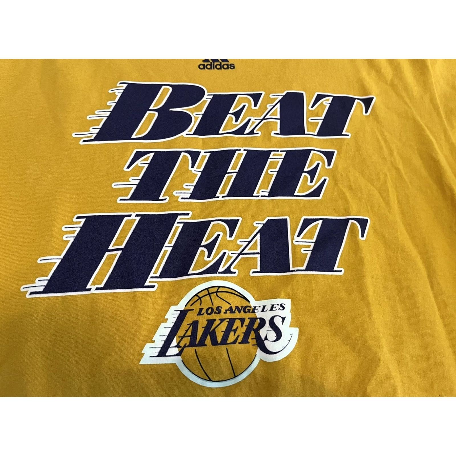 Adidas Adidas Shirt Los Angeles Lakers Beat the Heat Mens Large T-Shirt Short Sleeve Yellow Cotton Size US L / EU 52-54 / 3 - 2 Thumbnail