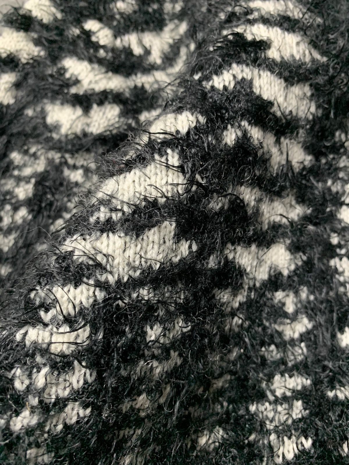 GOSTAR DE FUGA 2000s Gostar De Fuga Mohair Fuzy Knitwear Size US S / EU 44-46 / 1 - 6 Thumbnail