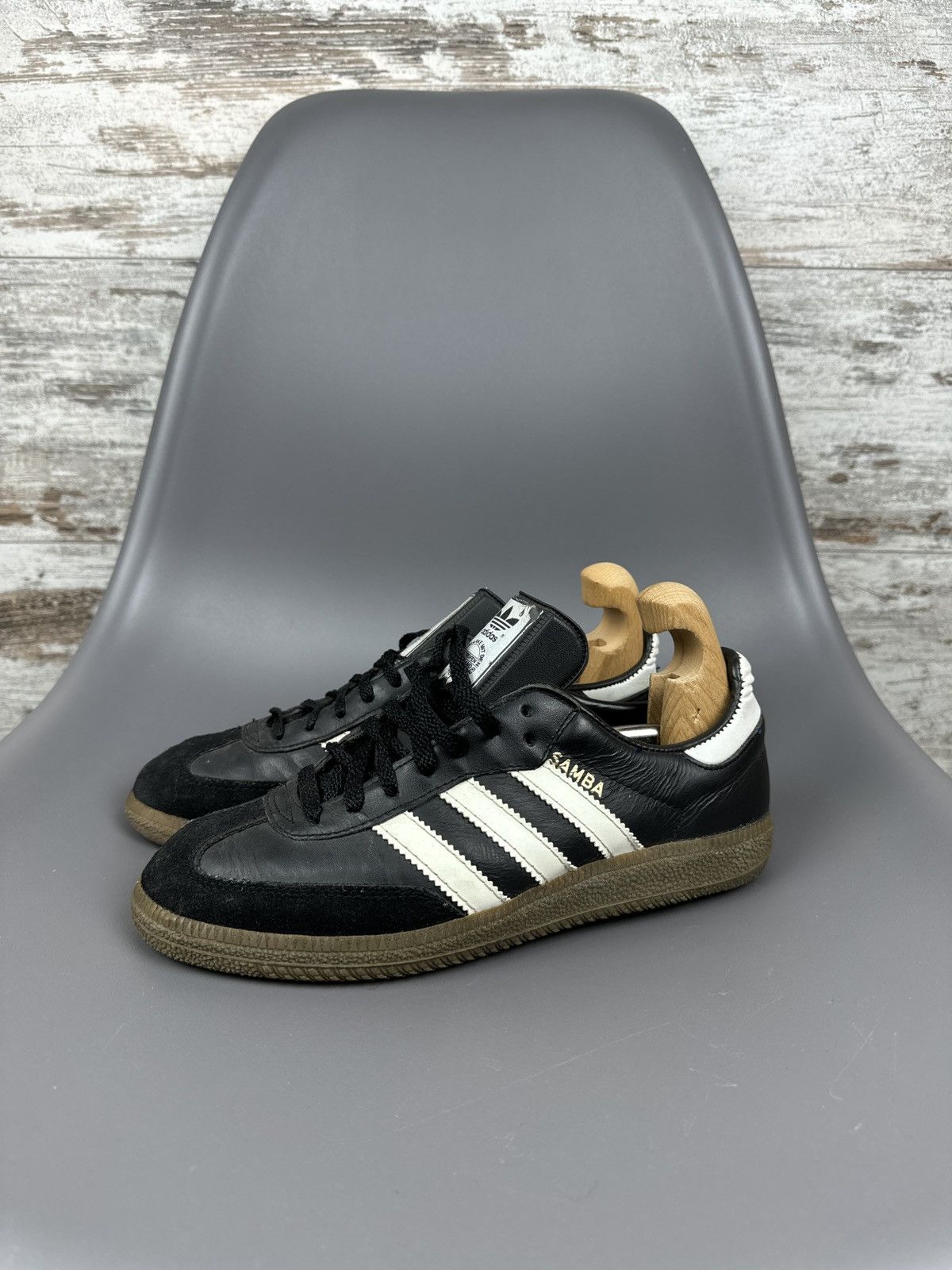 adidas gazelle silver green womens Adidas Originals Samba OG (Core Black/Grey Five) Reflective Men's Shoes  IE9133