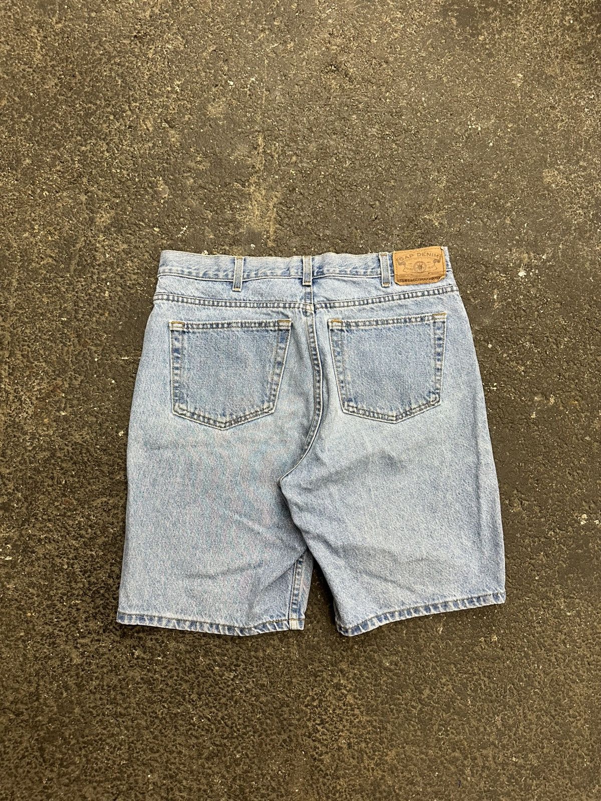 Gap × Vintage Y2K gap baggy jorts Size US 34 / EU 50 - 1 Thumbnail
