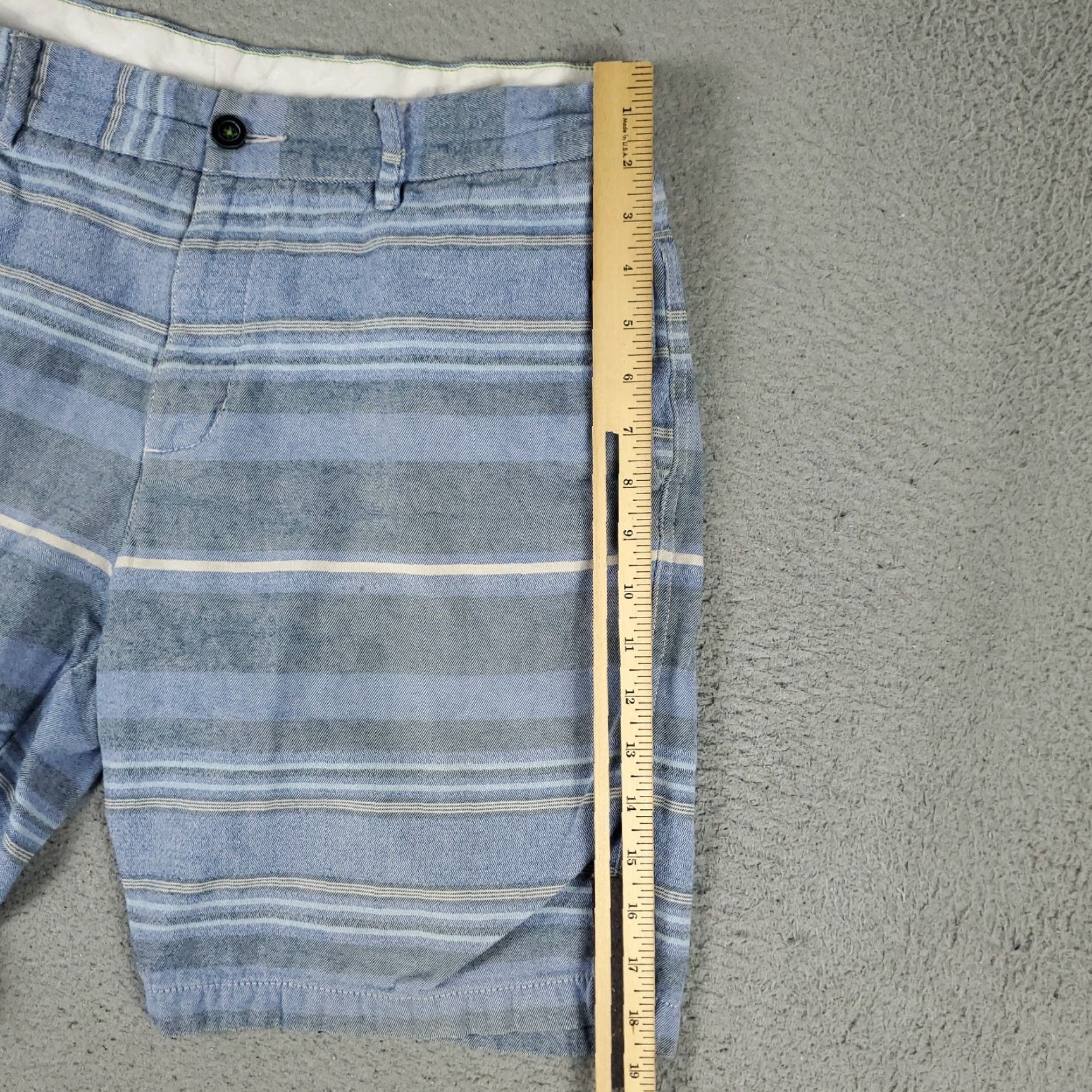 Tommy Bahama VINTAGE Tommy Bahama Shorts Men Size 34 Blue Striped Chino Flat Front Cotton Casual Size US 34 / EU 50 - 4 Thumbnail