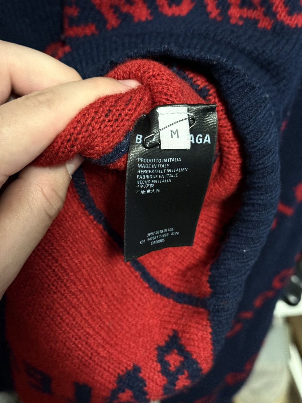 Balenciaga Balenciaga Virgin Wool Sweatshirt Navy / Red Size US M / EU 48-50 / 2 - 4 Thumbnail