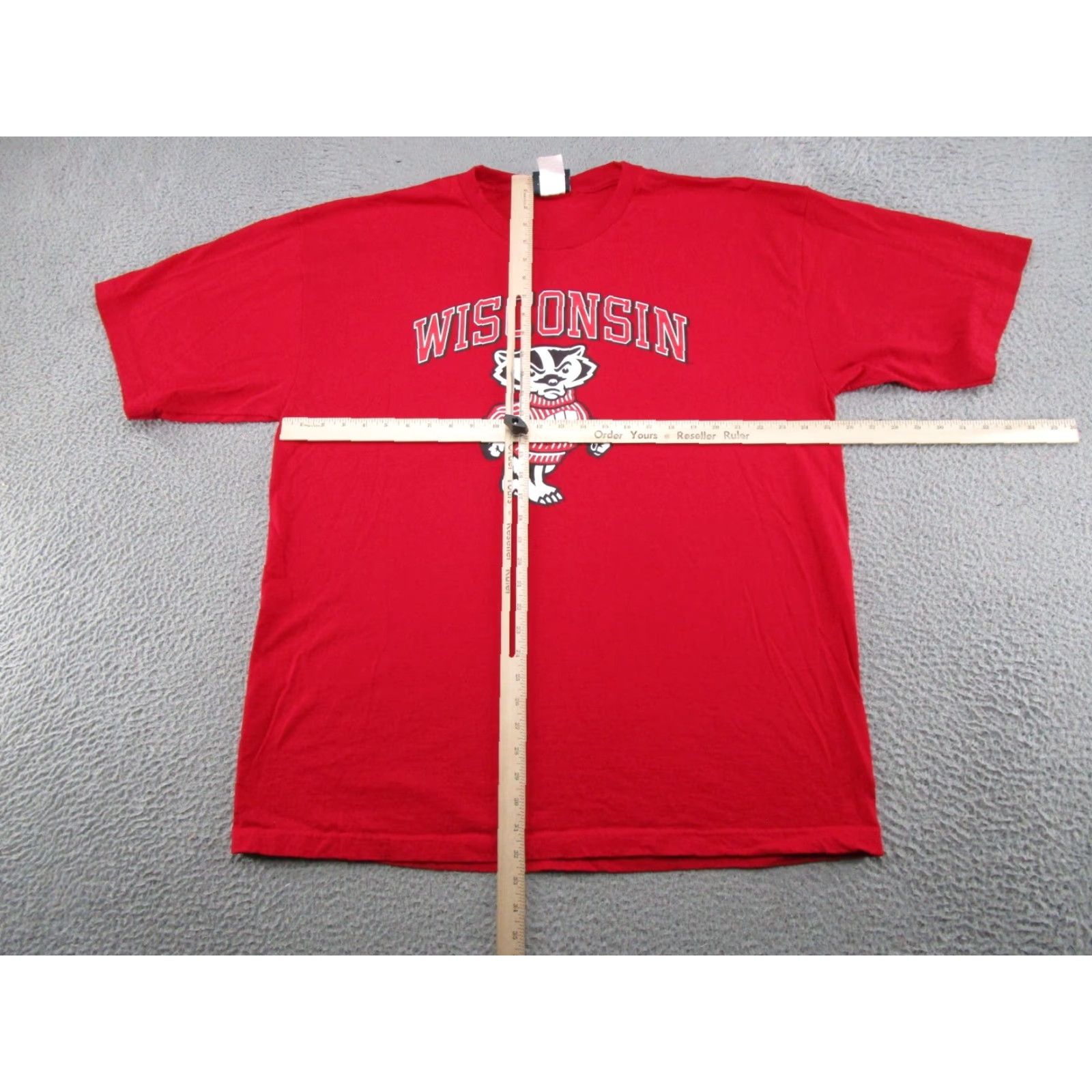Jansport VINTAGE Wisconsin Badgers Double Sided Spell Out Graphic T-Shirt Mens 2XL Red Cotton Crew Neck Short Sleeve JanSport Size US XXL / EU 58 / 5 - 5 Thumbnail