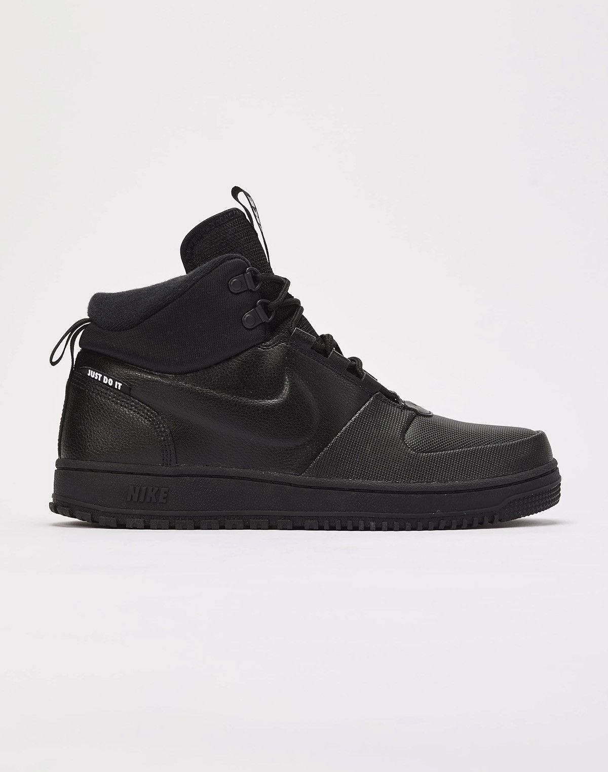 Nike Nike Path Winter Triple BLK Sneaker Men's Size 13 BQ4223-001 Size US 13 / EU 46 - 5 Thumbnail