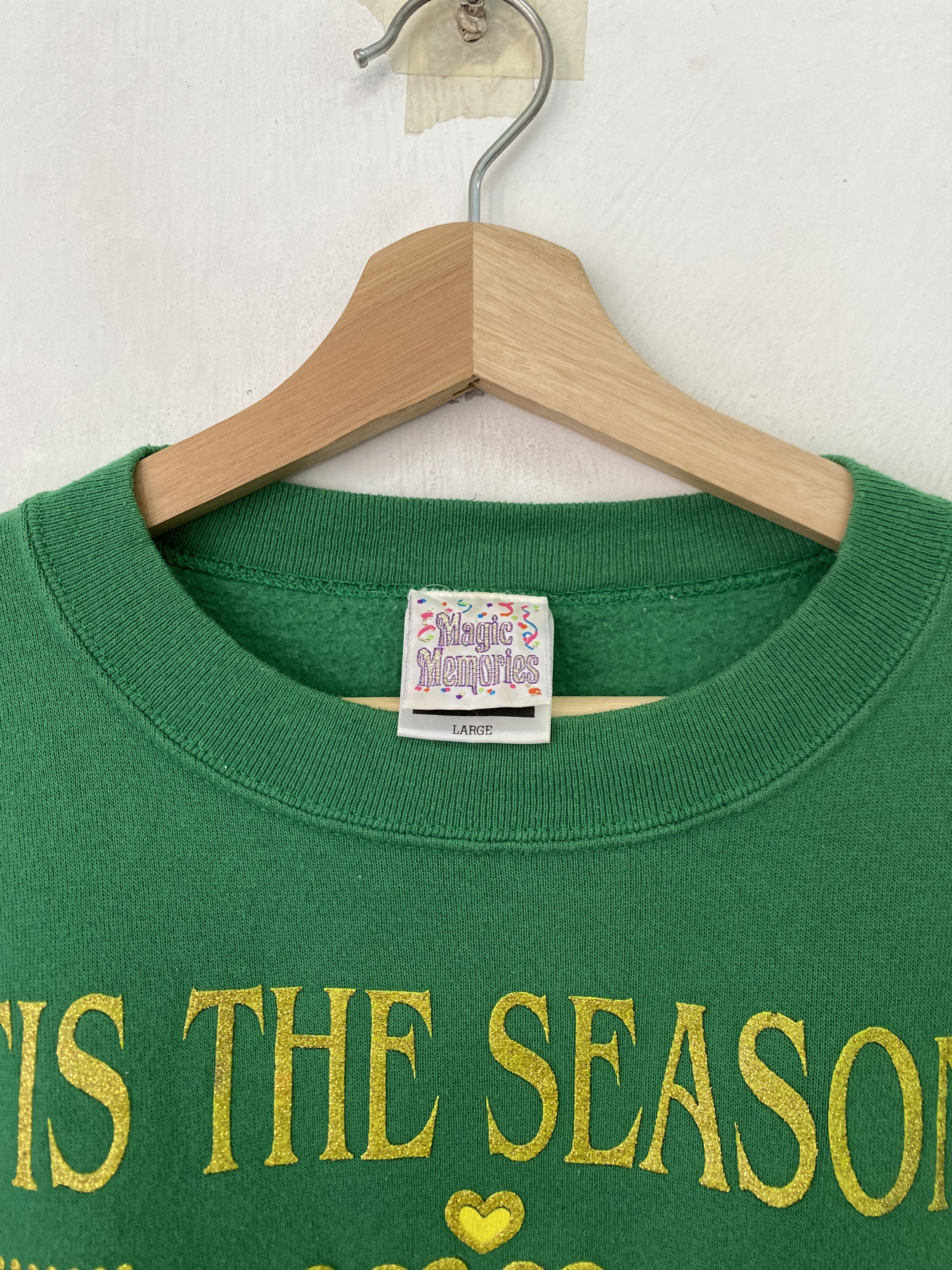 Vintage Vintage Sweatshirt Tis The Season Medium Size Green Size US M / EU 48-50 / 2 - 7 Thumbnail