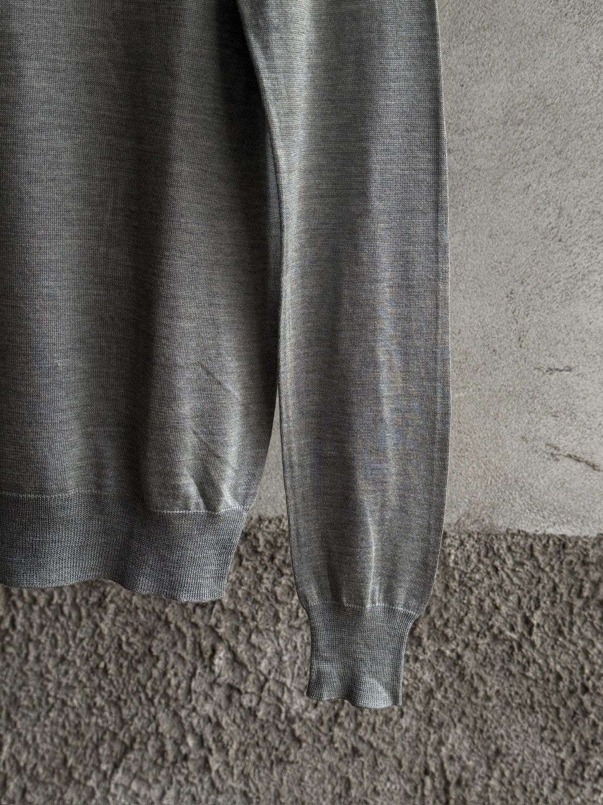 Dries Van Noten Dries Van Noten All Silk Gradient Ombré V Neck Knit Size US M / EU 48-50 / 2 - 6 Thumbnail