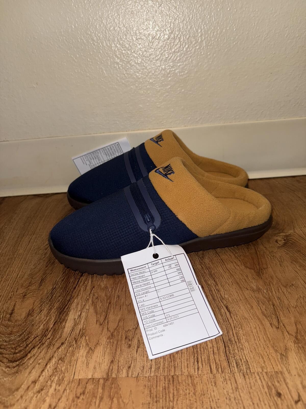 Nike Nike Burrow Slide Slippers Sample Size US 9 / EU 42 - 3 Thumbnail