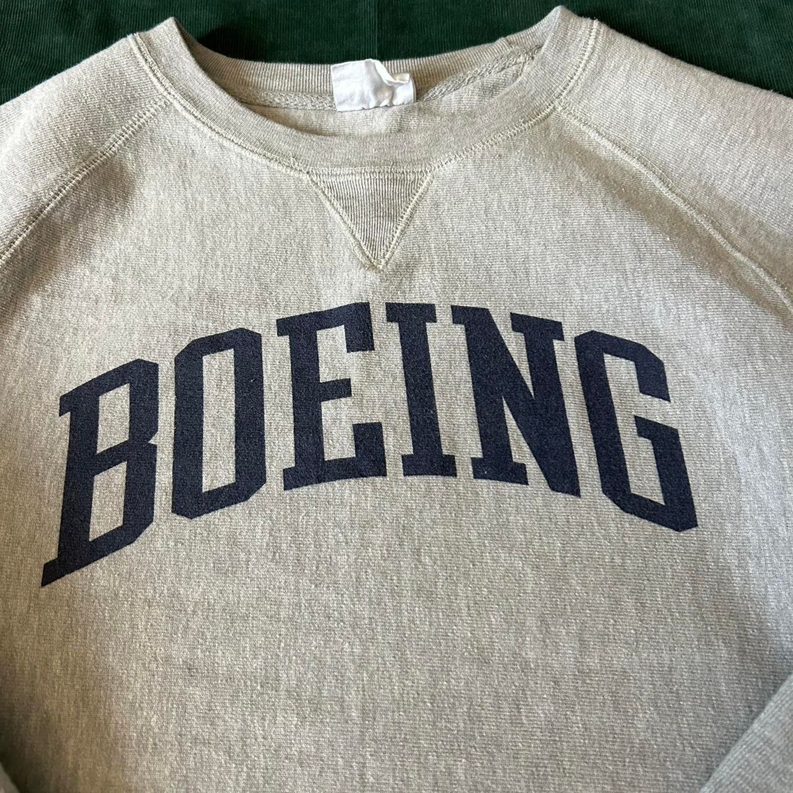 Champion vintage Boeing crewneck sweatshirt Size L / US 10 / IT 46 - 2 Thumbnail