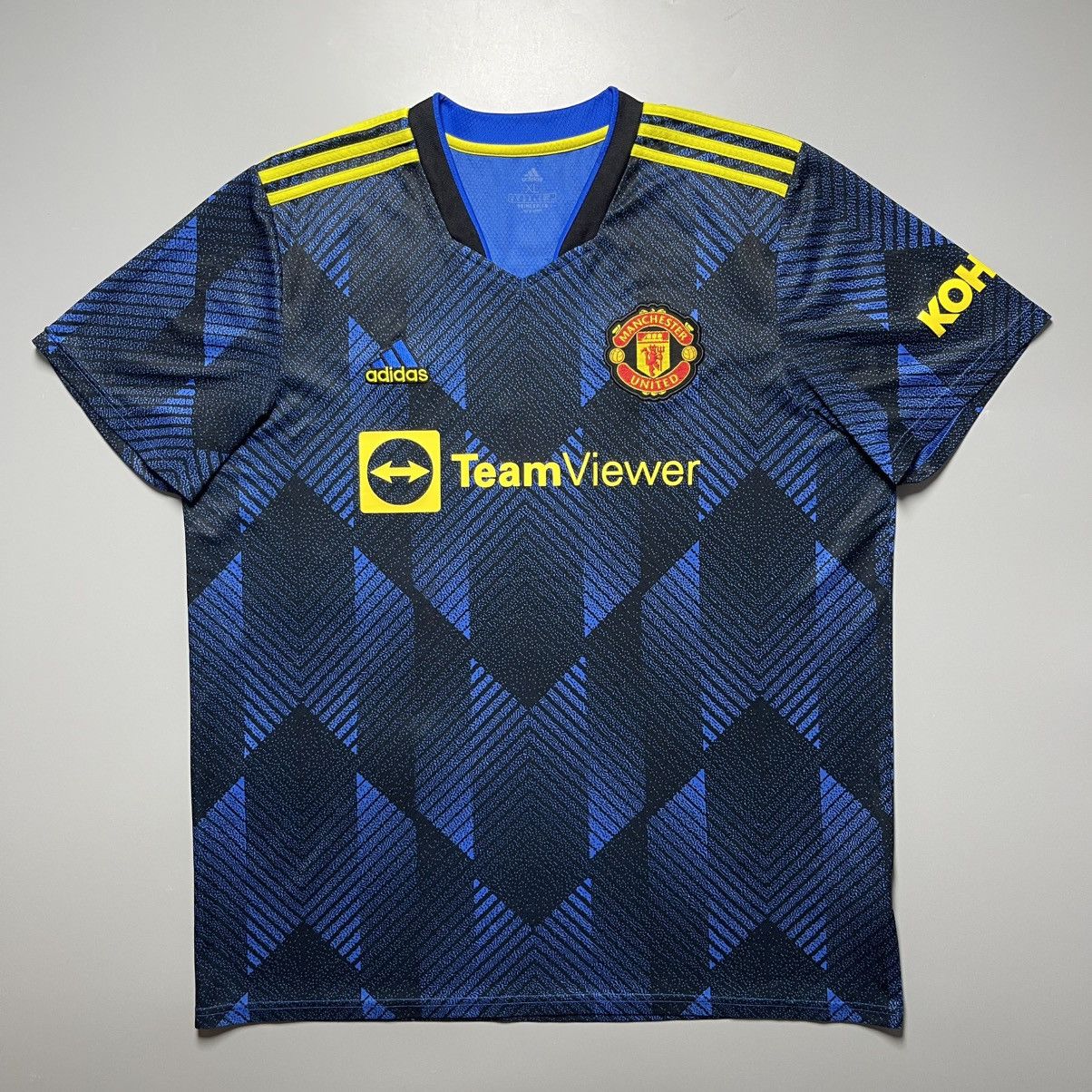 Nike MAN UNITED ADIDAS 2021/2022 FOOTBALL THIRD JERSEY #7 RONALDO Size US XL / EU 56 / 4 - 2 Thumbnail