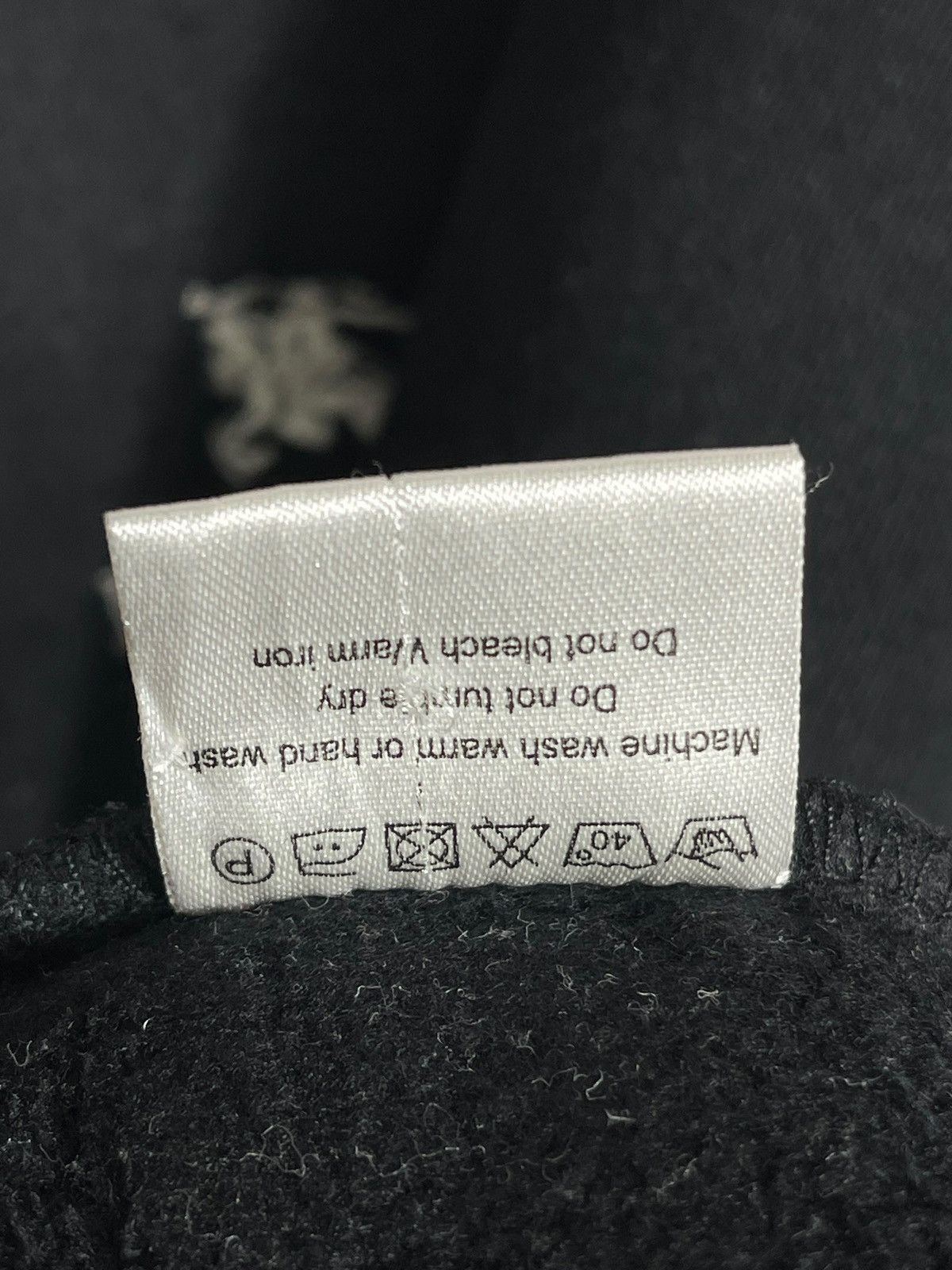 Burberry Vintage Burberry London Bomber Jacket Zip Sweatshirt Size US L / EU 52-54 / 3 - 10 Thumbnail