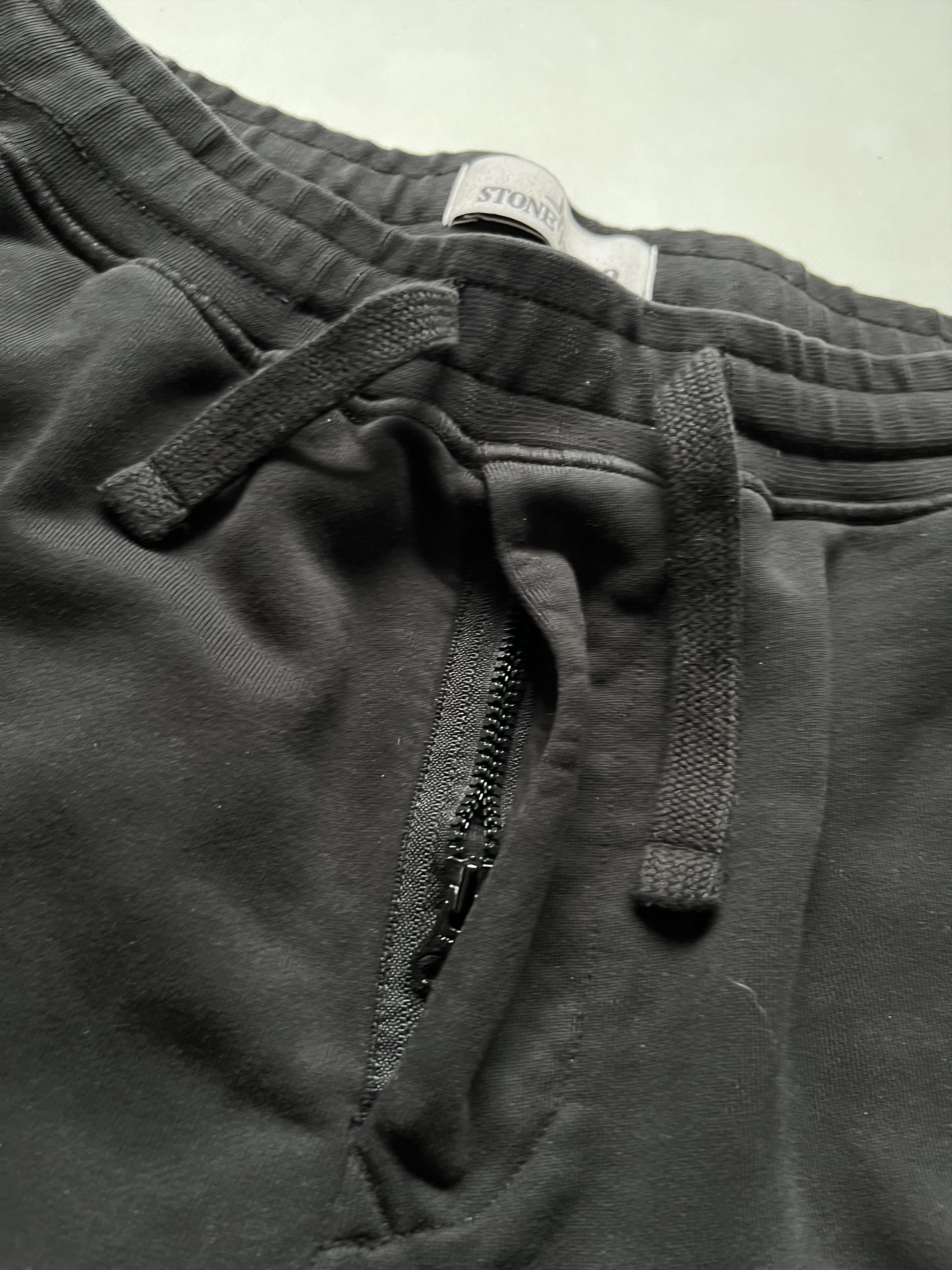 Stone Island Stone Island Sweat Shorts (Compass Patch) Size US 30 / EU 46 - 7 Thumbnail