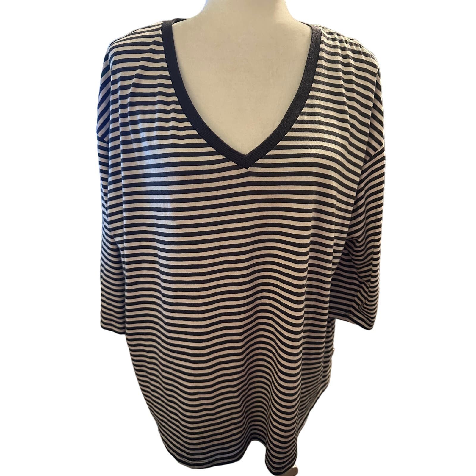 Levi's Levi's 3/4 Sleeve Women's T-Shirt, Size 1X Size XL / US 12-14 / IT 48-50 - 1 Thumbnail