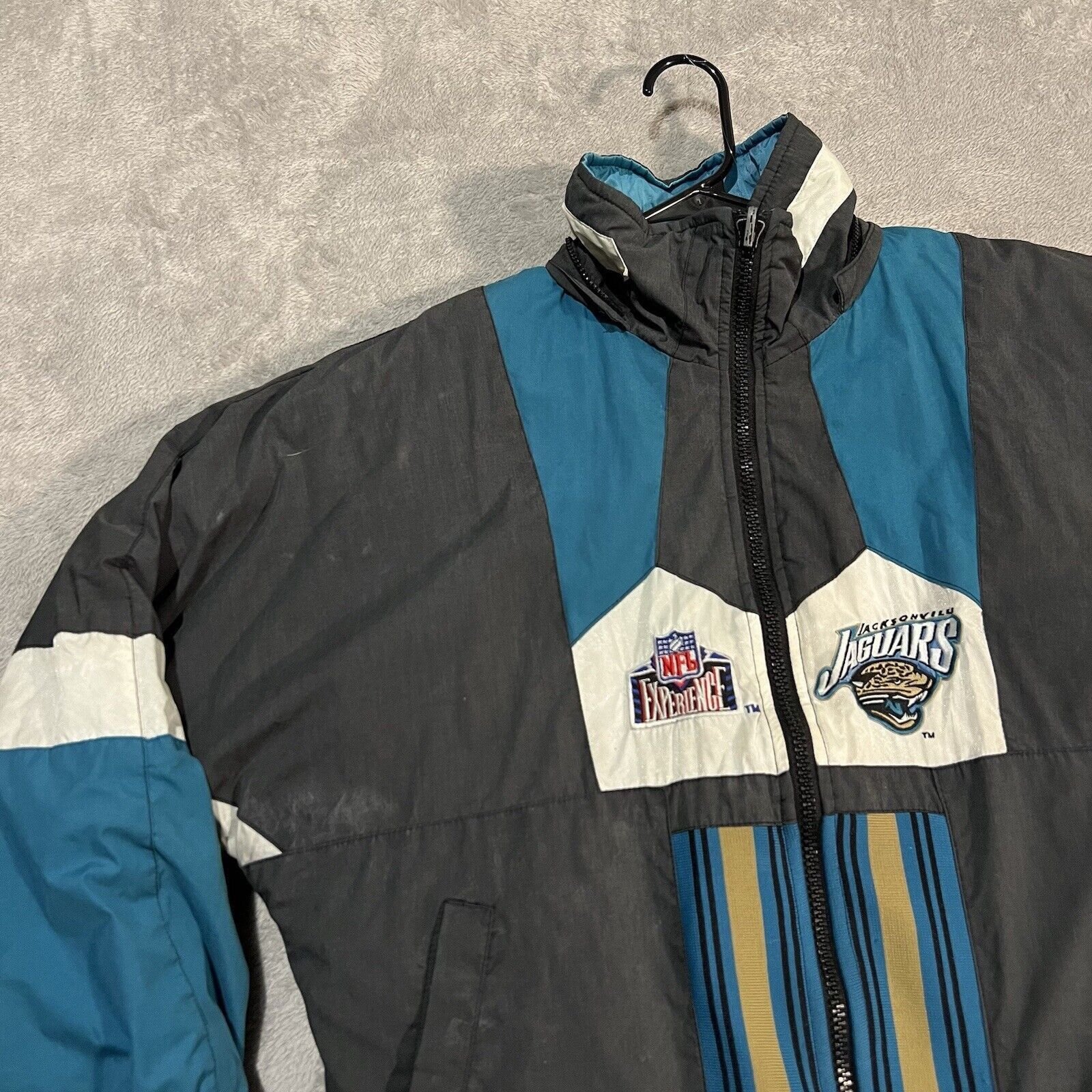 Pro Player Jacksonville Jaguars Pro Player Jacket Mens S Reversible NFL Size US S / EU 44-46 / 1 - 3 Thumbnail