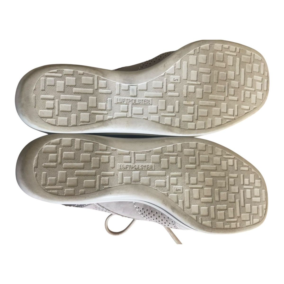 Other Women’s Ara soft Luftpolster sneakers leather gray size : 5 Size US 5 / IT 35 - 9 Thumbnail