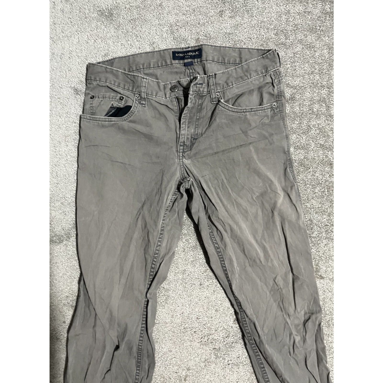 Banana Republic VINTAGE Banana Republic Pants Cargo 31x32 Gray Cotton Duck Flap Pocket Trousers Mens Regular 31in Inseam 32in Size US 31 - 2 Thumbnail
