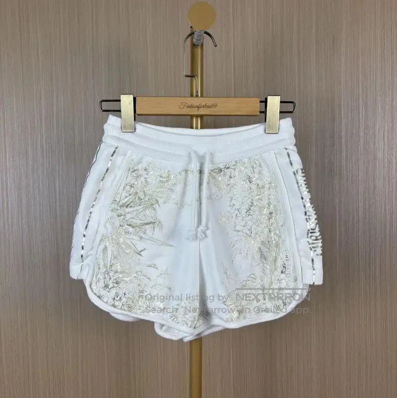 Dior Dior White Cotton XS Women's Shorts . Size 22" - 1 Thumbnail