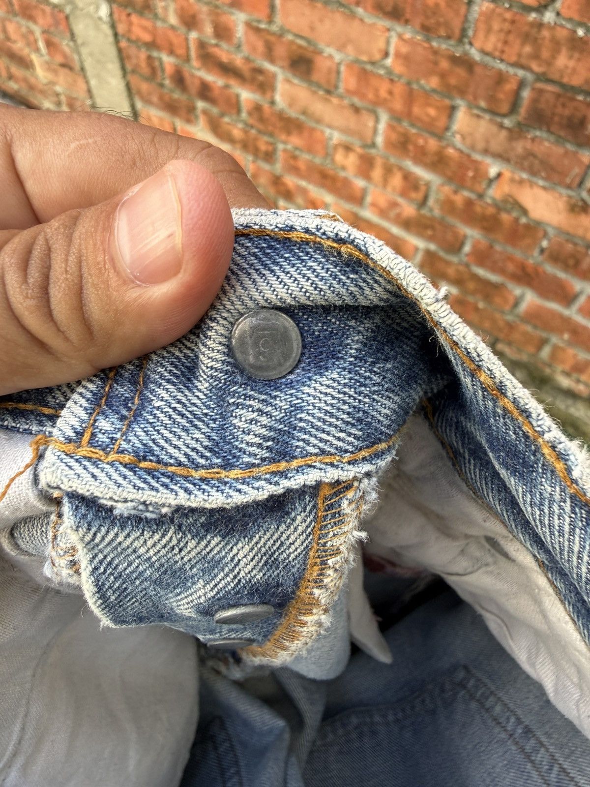 Levi's Vintage Clothing W31x32 Vintage levi’s 501 redline 80s distressed selvedge Size US 31 - 9 Thumbnail