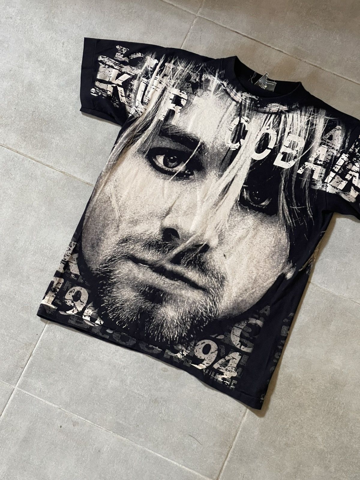 Nirvana 1994 Kurt Cobain Nirvana Memorial tee vintage single stitch Size US M / EU 48-50 / 2 - 3 Thumbnail