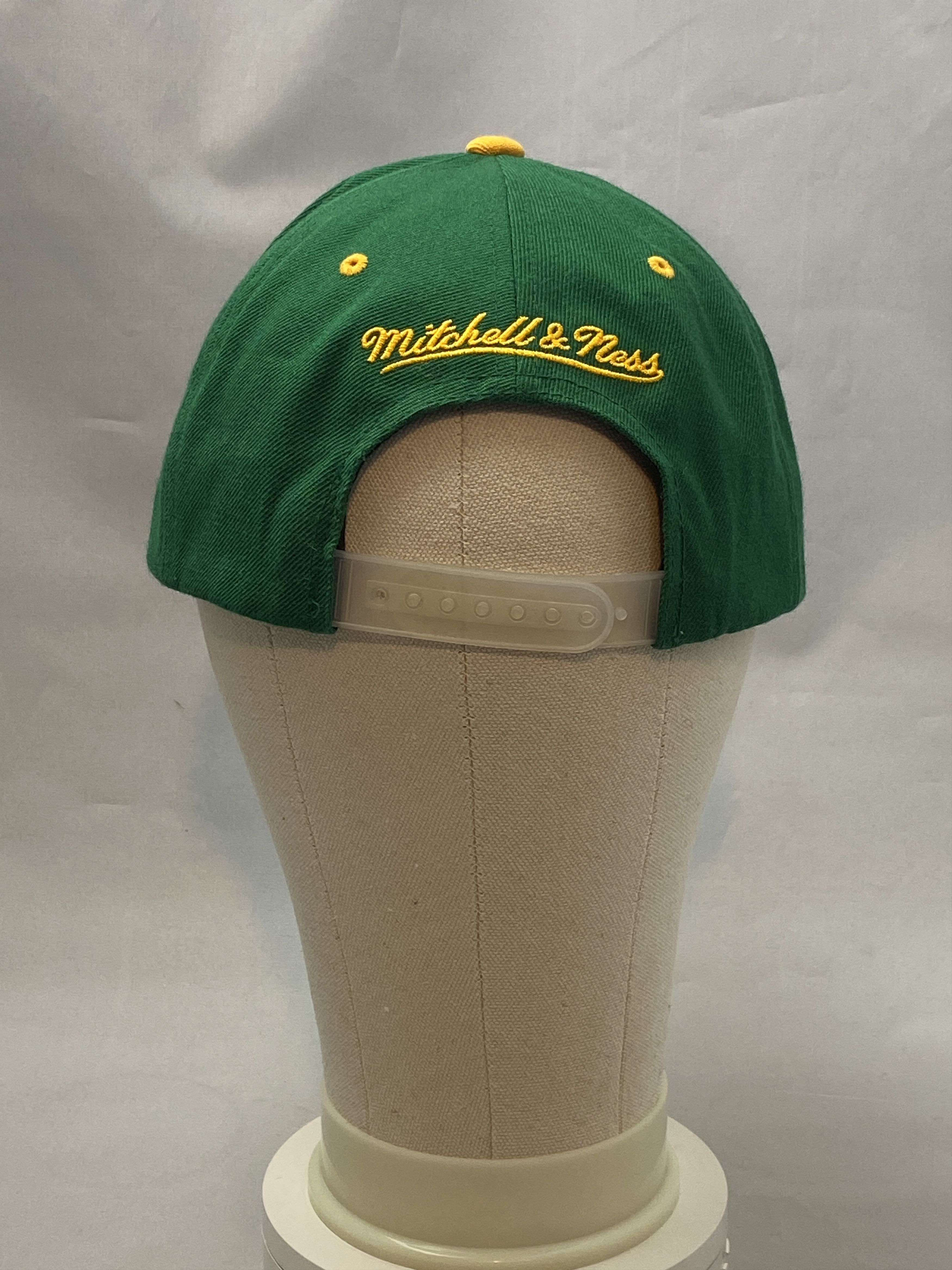 Mitchell & Ness × NBA SEATTLE SUPERSONICS Hat Snapback Embroidered Logo Flat Brim Size ONE SIZE - 3 Thumbnail