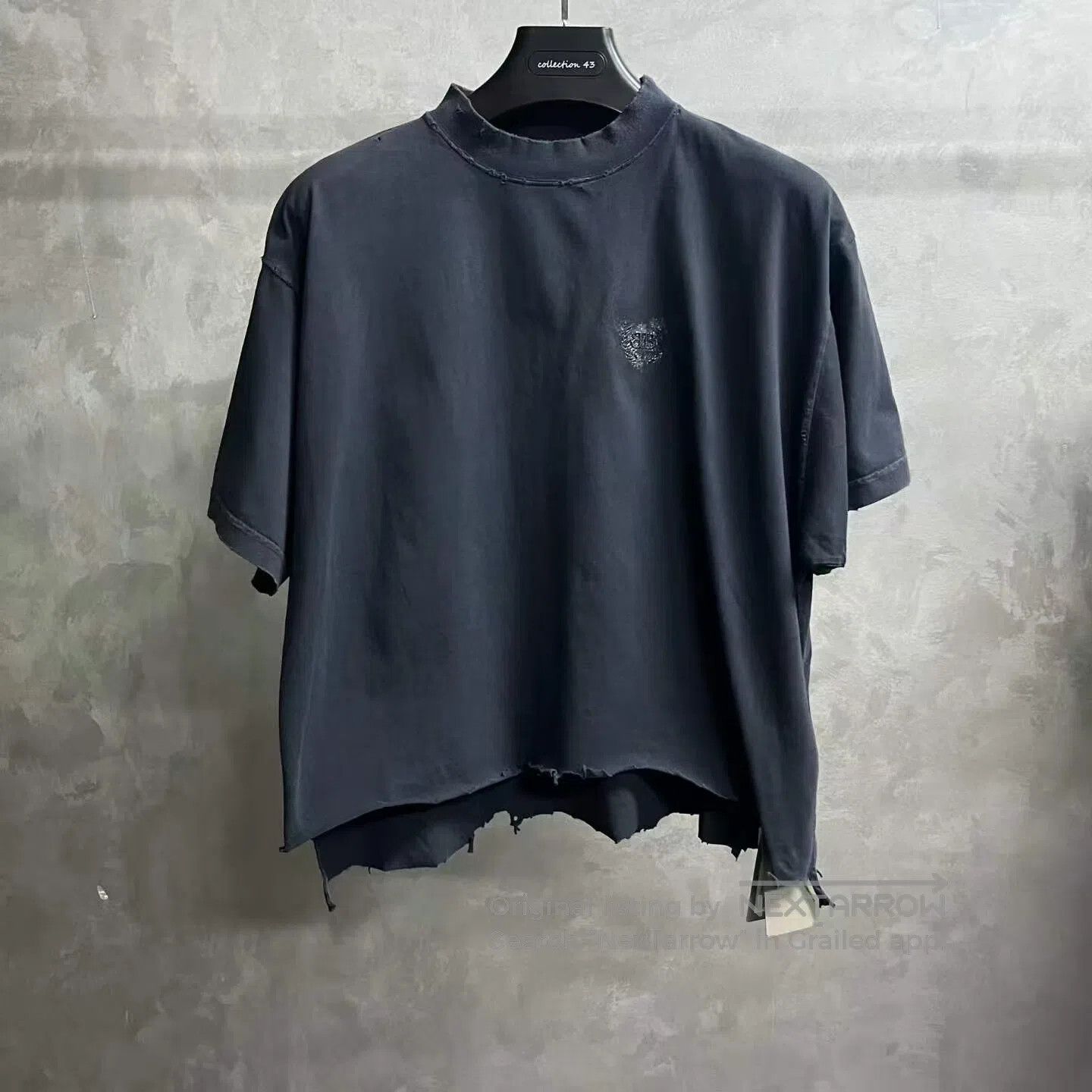 Balenciaga Balenciaga Logo-print retro plain-knit short-sleeve T-shir Size US XS / EU 42 / 0 - 1 Thumbnail