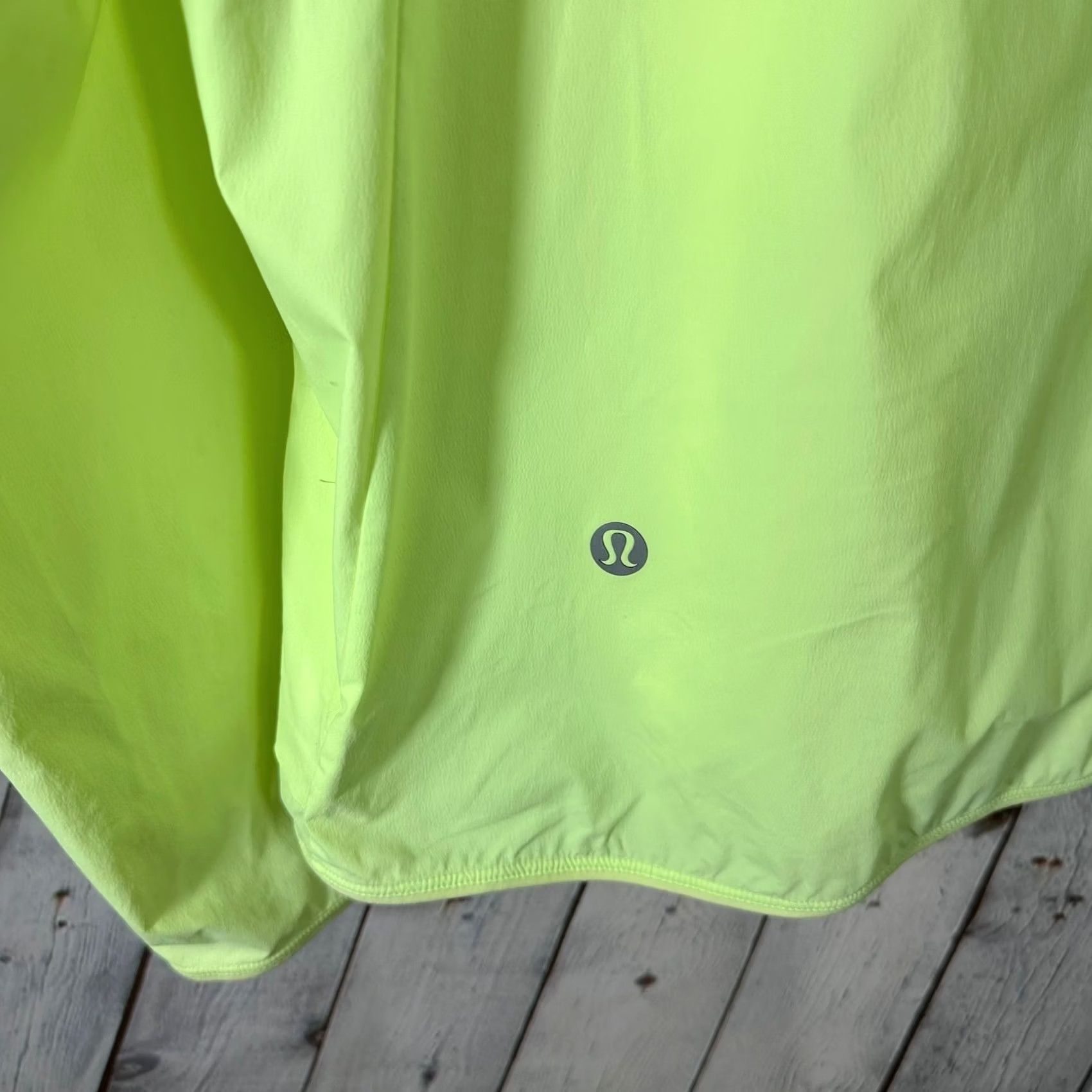 Lululemon Lululemon Jacket Mens XL Running Full Zip Neon Lime Green Reflective Ventilated Size US XL / EU 56 / 4 - 5 Thumbnail