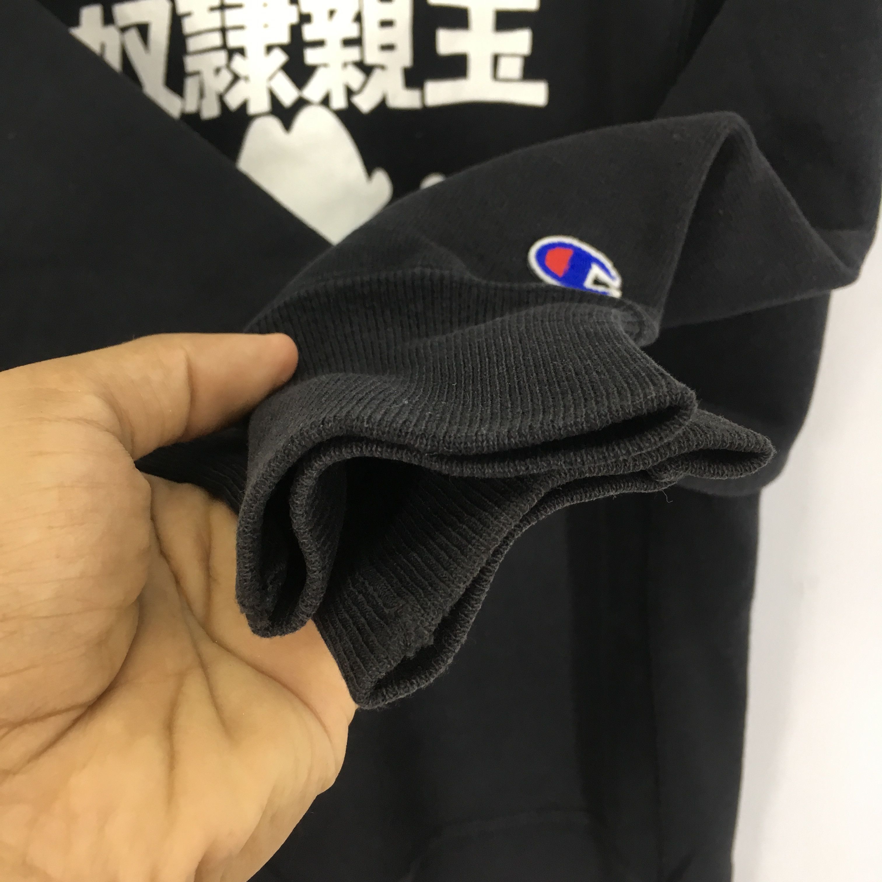 Champion Vintage 90's Champion Reverse Weave Black Sweatshirt - 501 Size US M / EU 48-50 / 2 - 7 Thumbnail