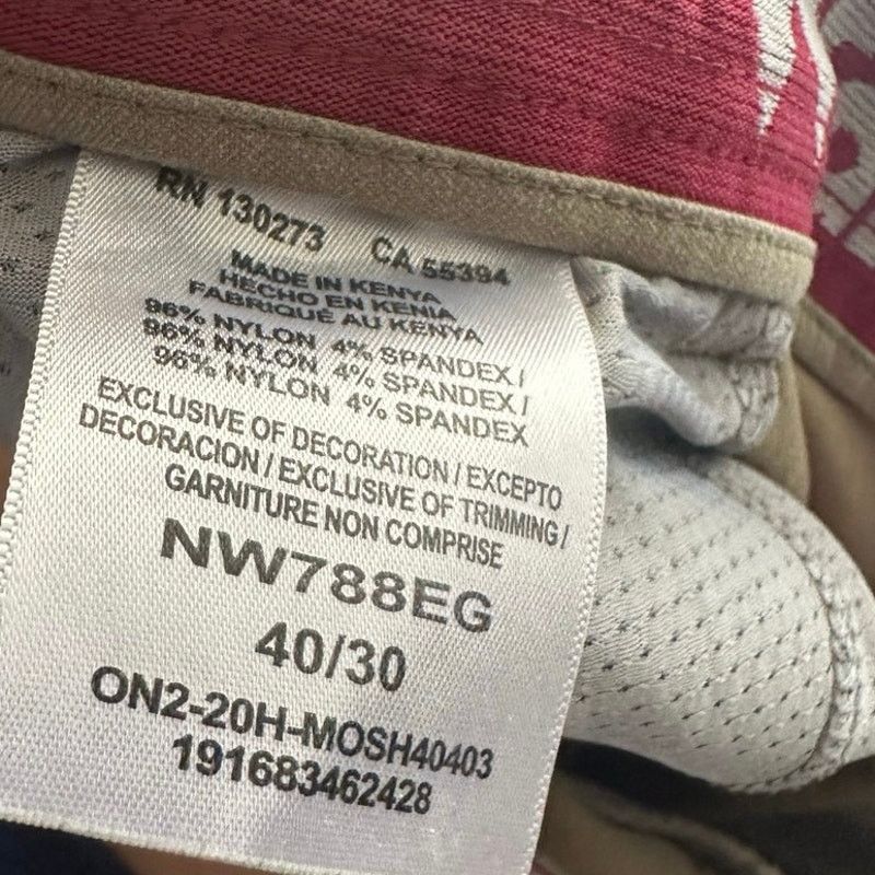 Wrangler Wrangler Khaki Cargo Pants – Size 40x30 Size US 40 / EU 56 - 9 Thumbnail
