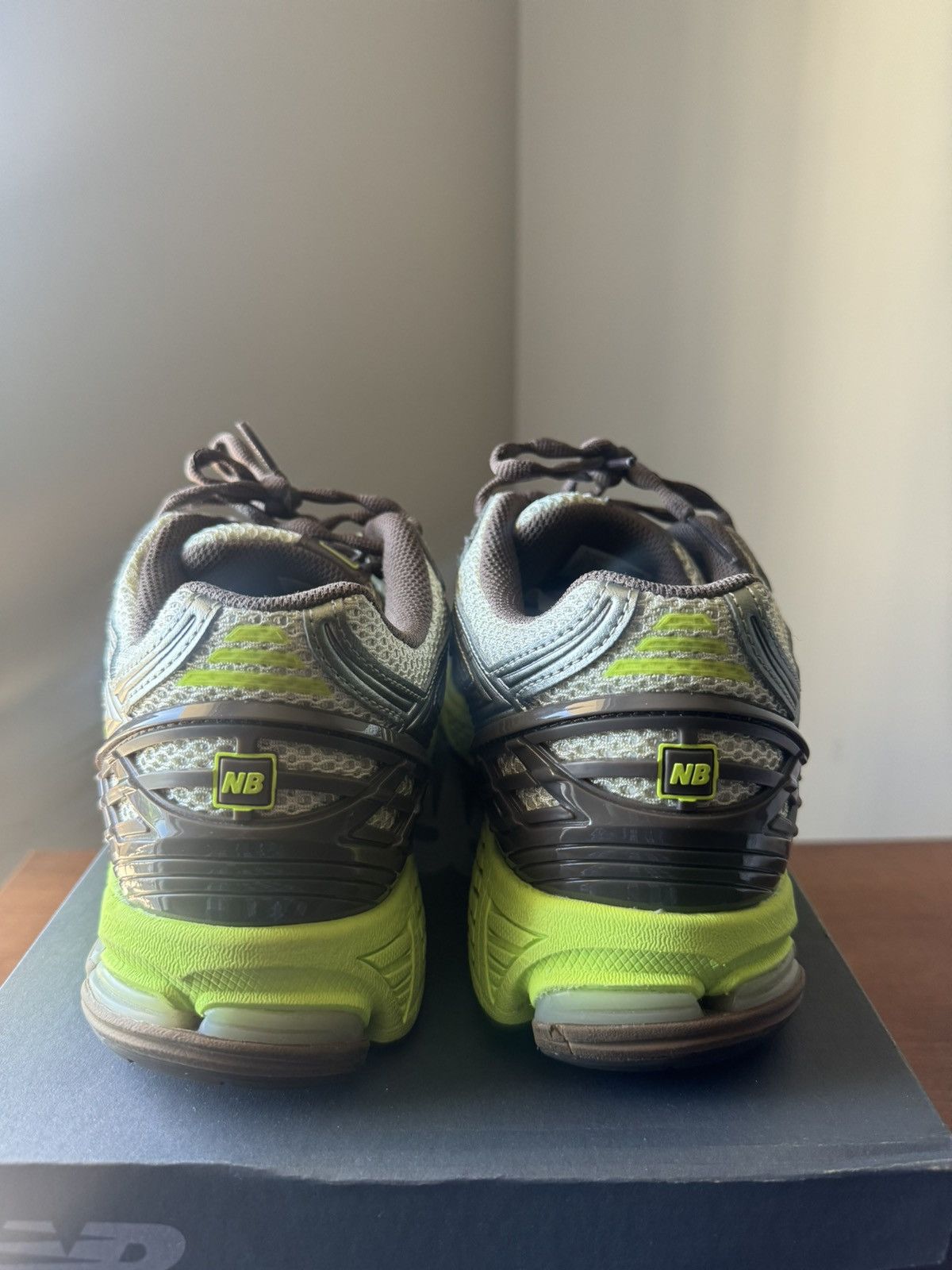 New Balance × SSENSE New Balance Ssense anniversary collab Size US 12 / EU 45 - 4 Thumbnail