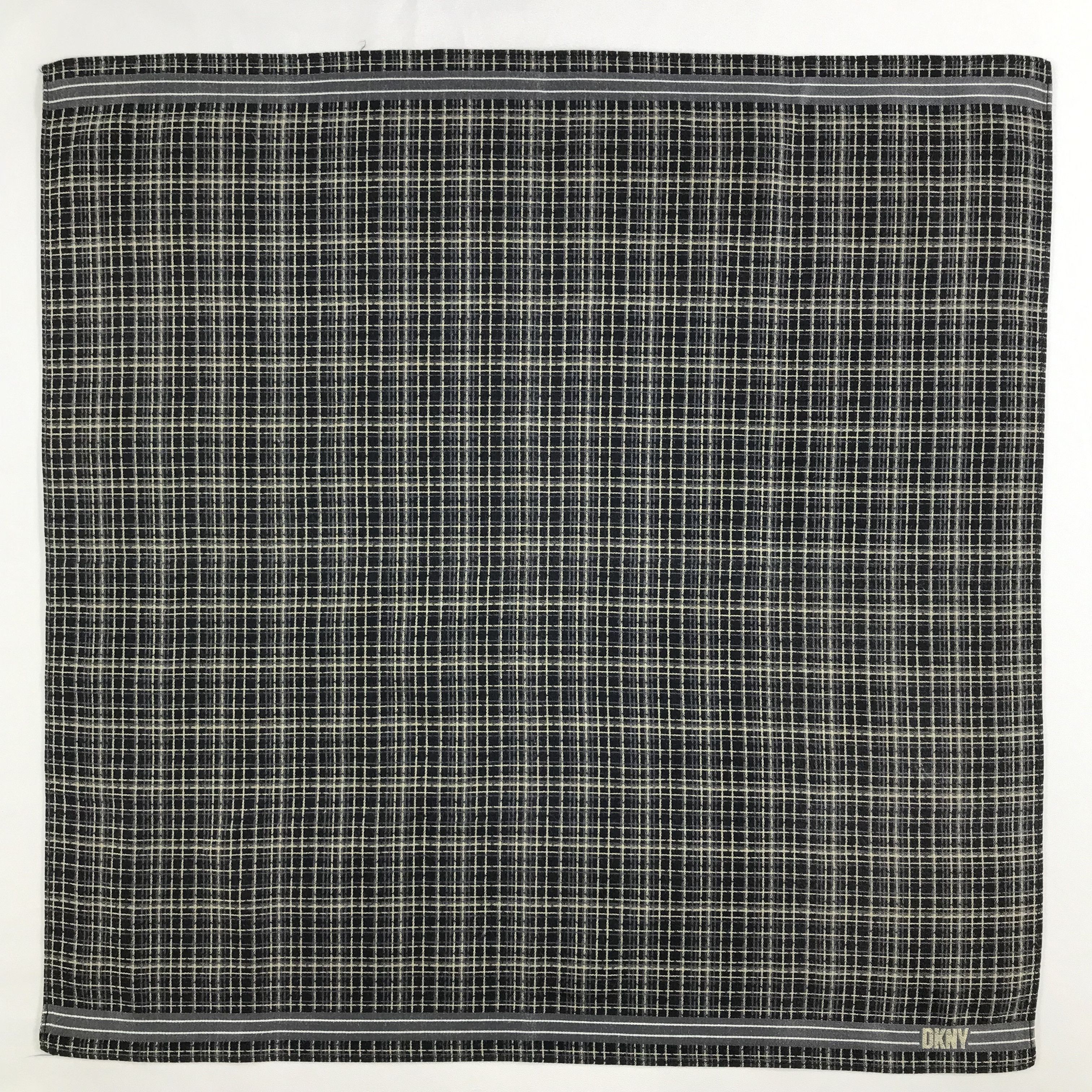 DKNY × Vintage DKNY Bandana / Handkerchief / Neckerchief - S2625 Size ONE SIZE - 1 Thumbnail
