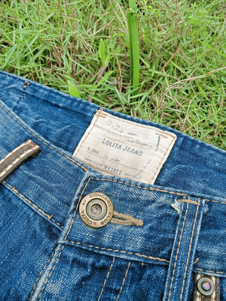 Japanese Brand JAPANESE LOLITA by CONCERT CLUB WASHED JEANS Size US 31 - 9 Thumbnail