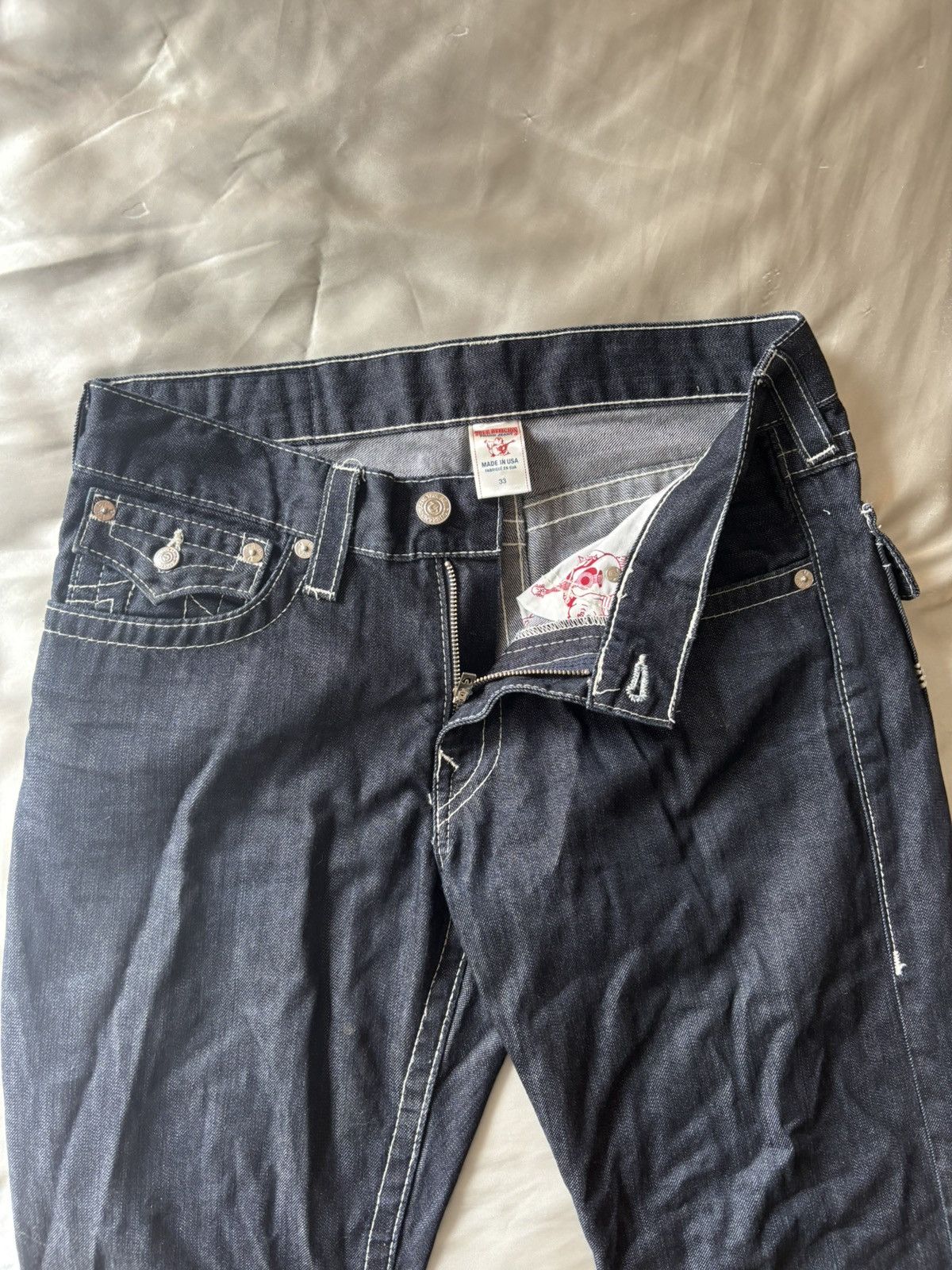 True Religion TRUE RELIGION JEANS - BLUE, WHITE STITCH - POCKET FLAP Size US 33 - 3 Thumbnail