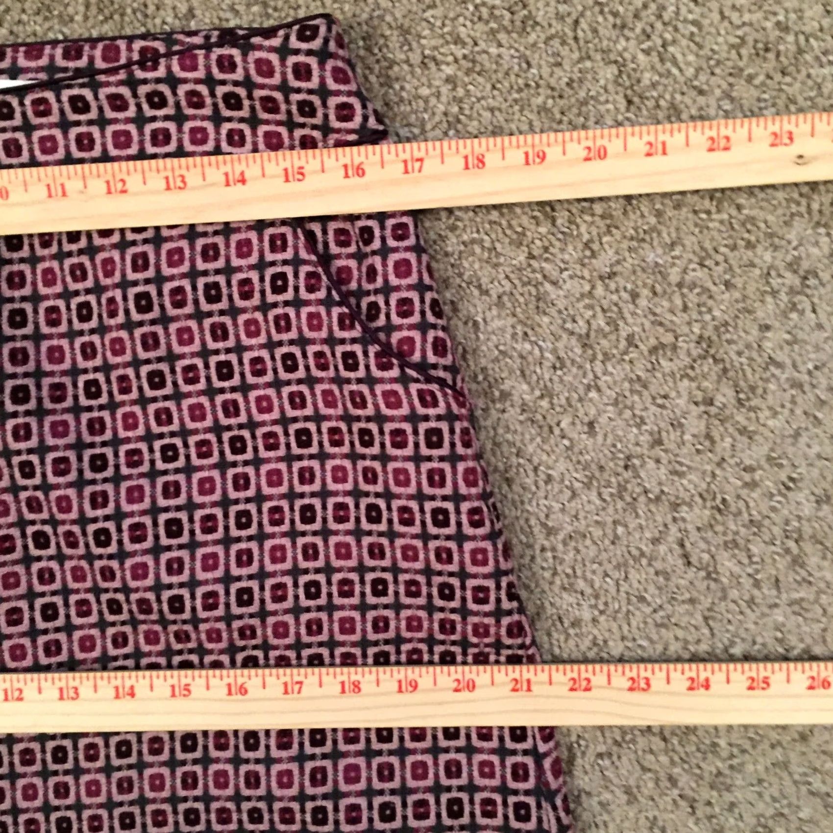 Worthington Worthington Skirt Pink Geometric Knee Length Lined A-Line 10 Women Size 32" / US 10 / IT 46 - 4 Thumbnail